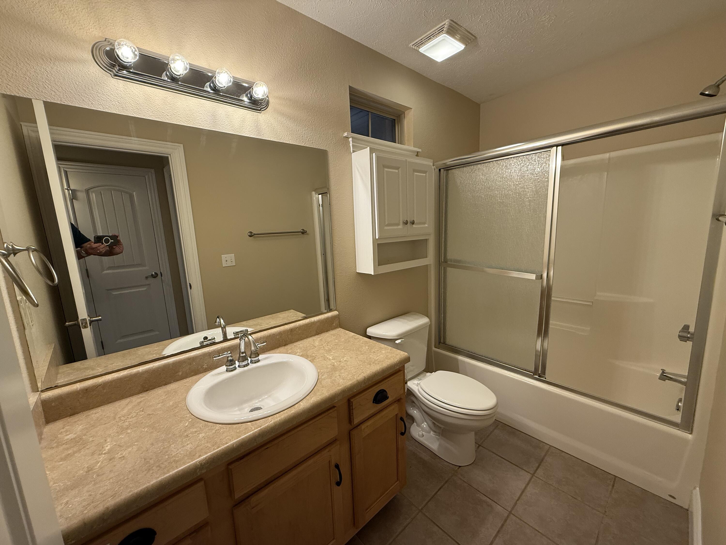 895 West Linwood Avenue Property Photo 19