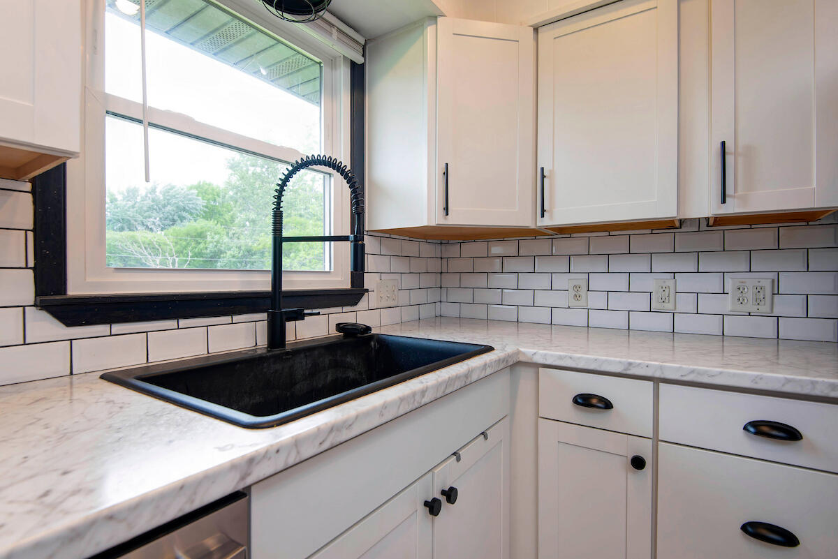 701 Spruce Street Property Photo 8