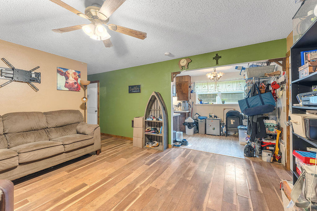 106 Black Oak Road Property Photo 9