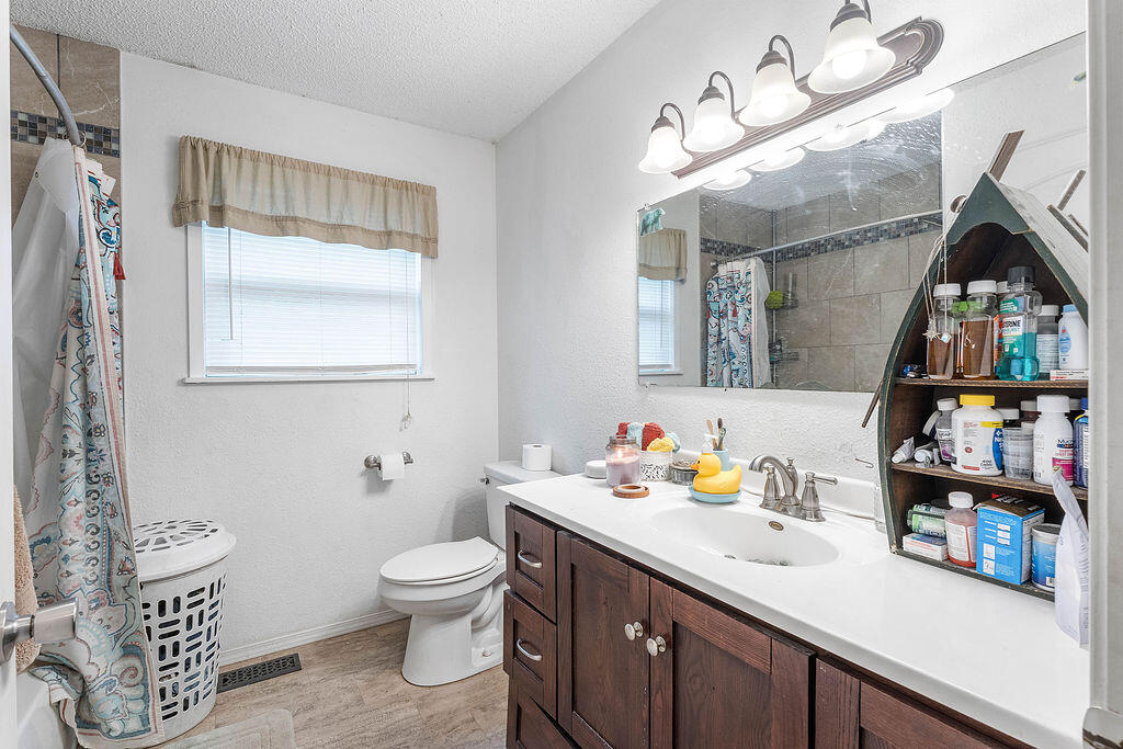 106 Black Oak Road Property Photo 16