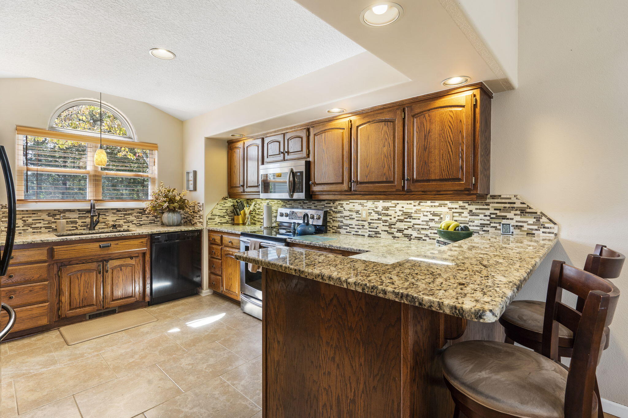 1749 Cedar Ridge Way Property Photo 6