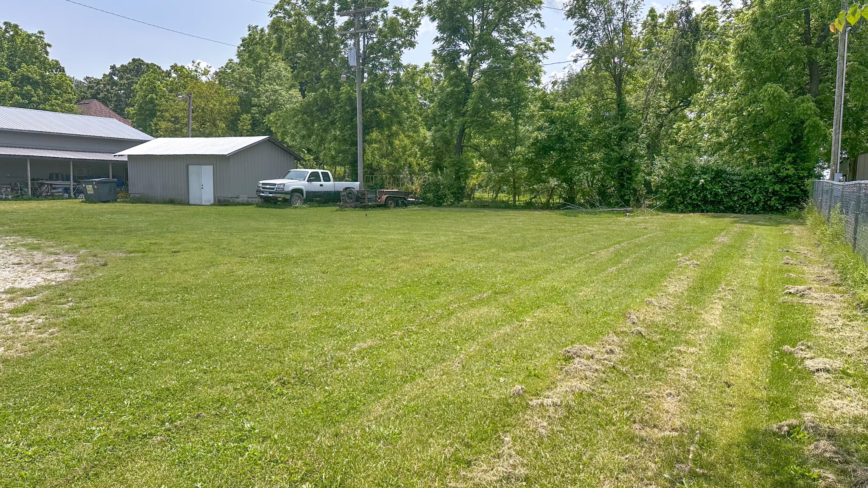 405 West Clouse Street Property Photo 10
