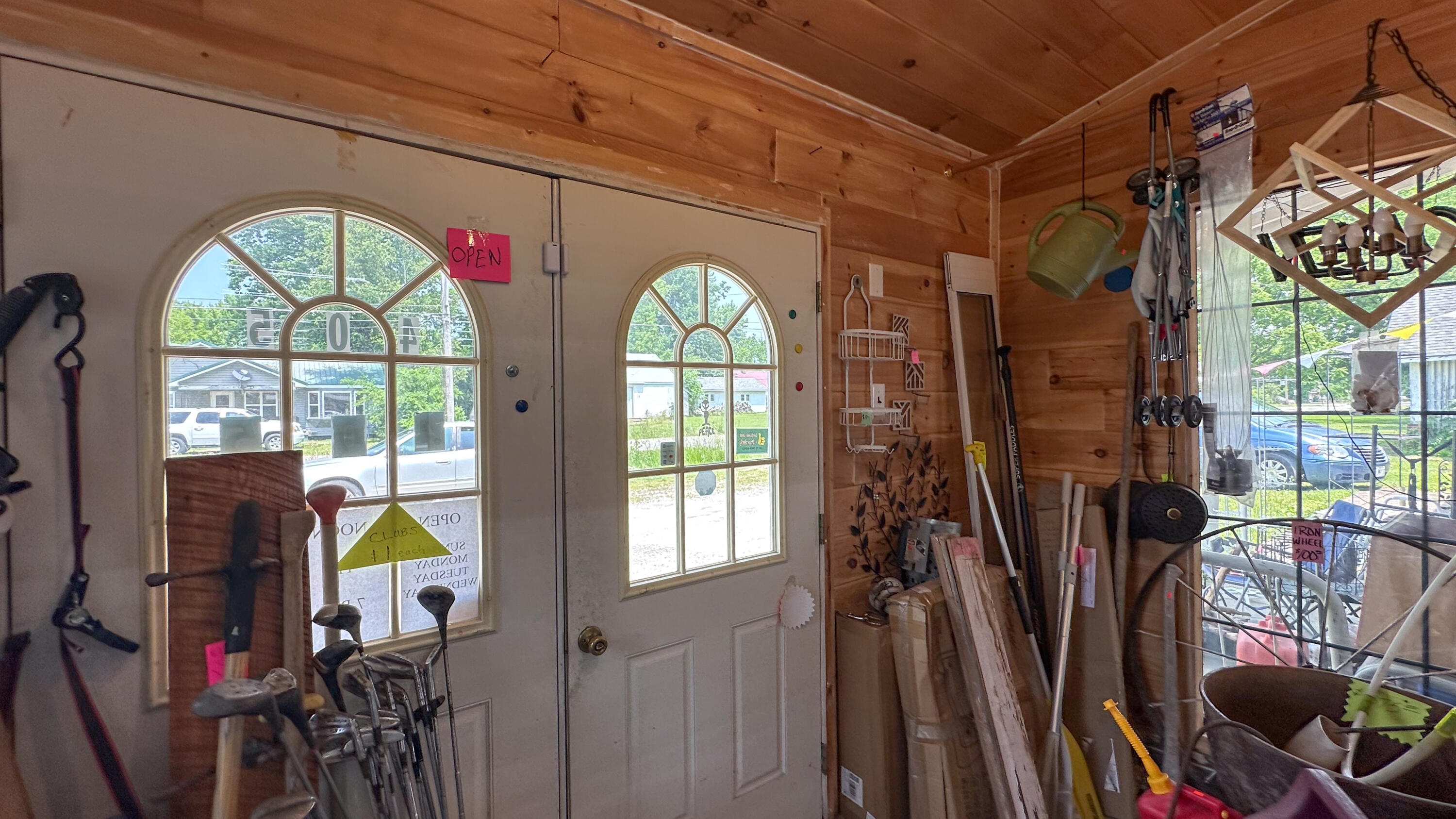 405 West Clouse Street Property Photo 11