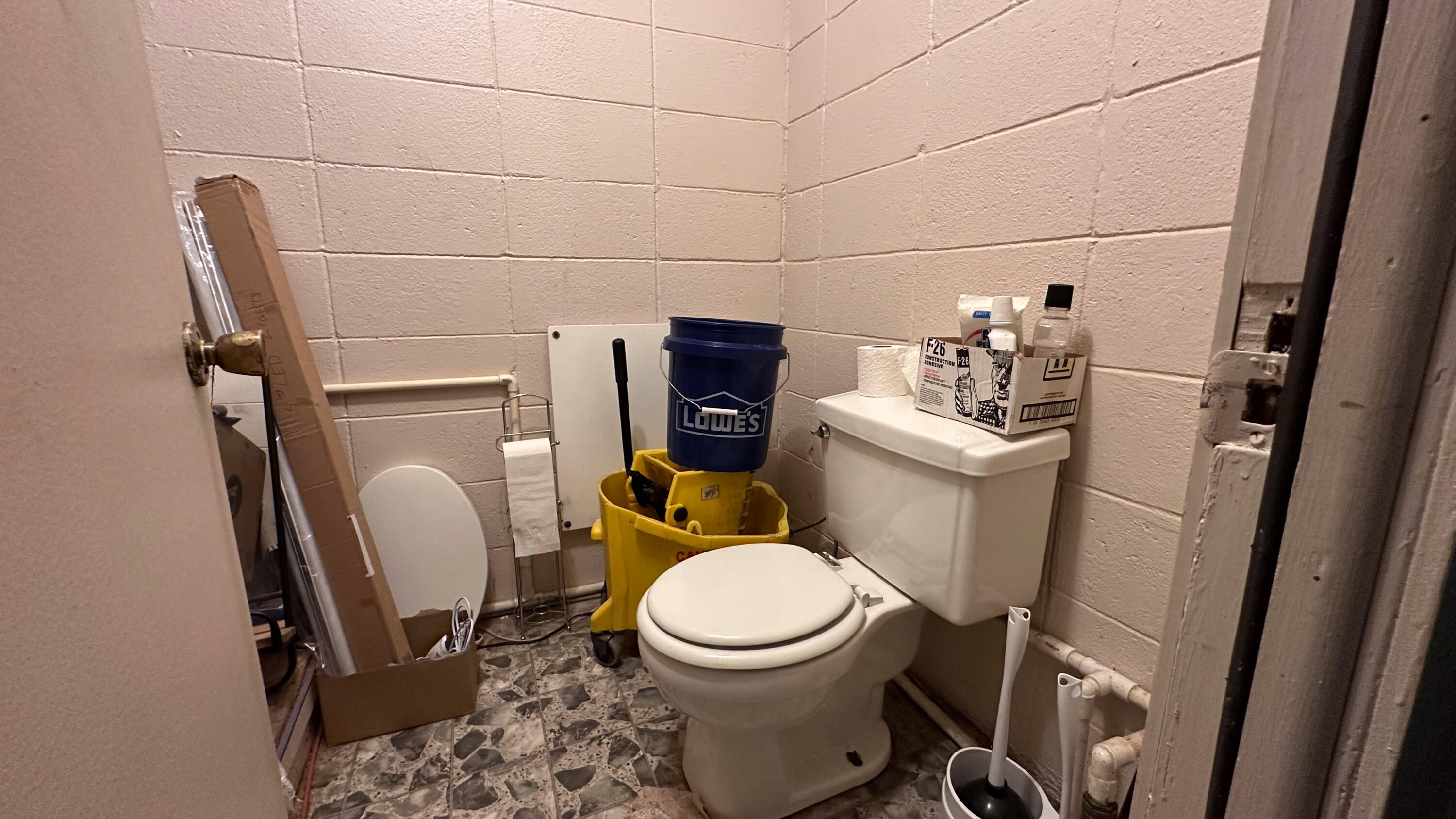 405 West Clouse Street Property Photo 22