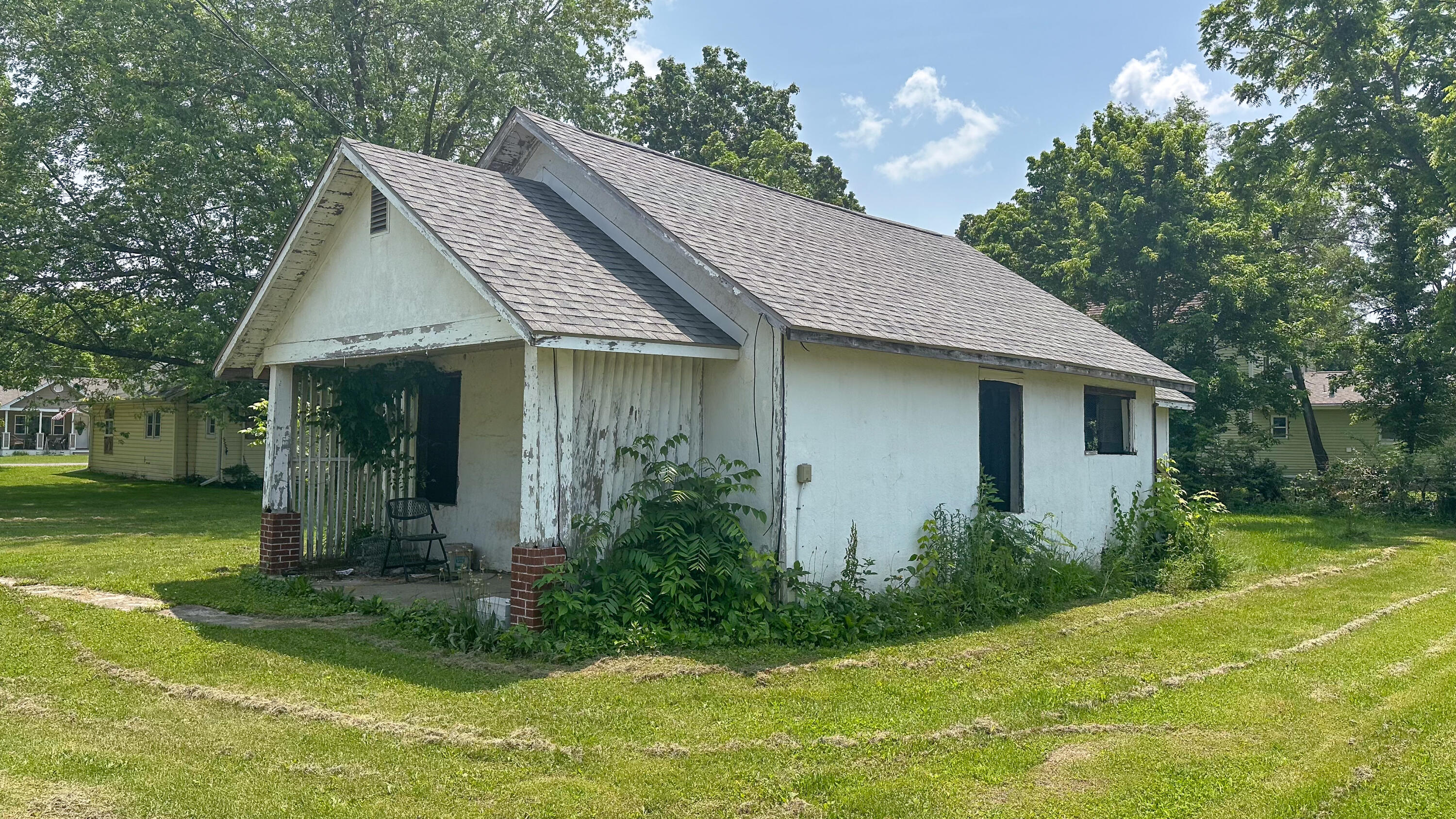 405 West Clouse Street Property Photo 26
