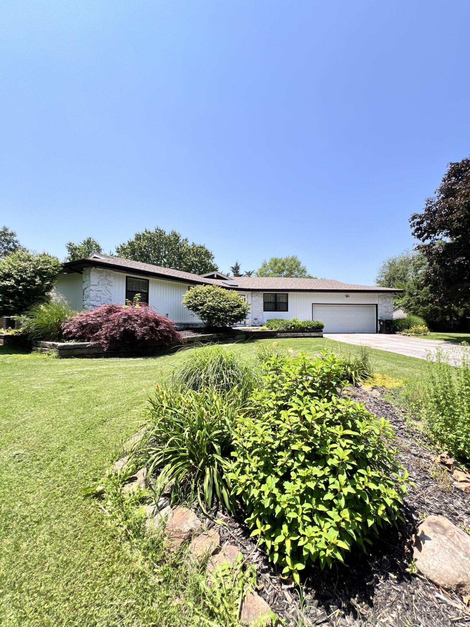 3730 Dogwood Place Property Photo 2