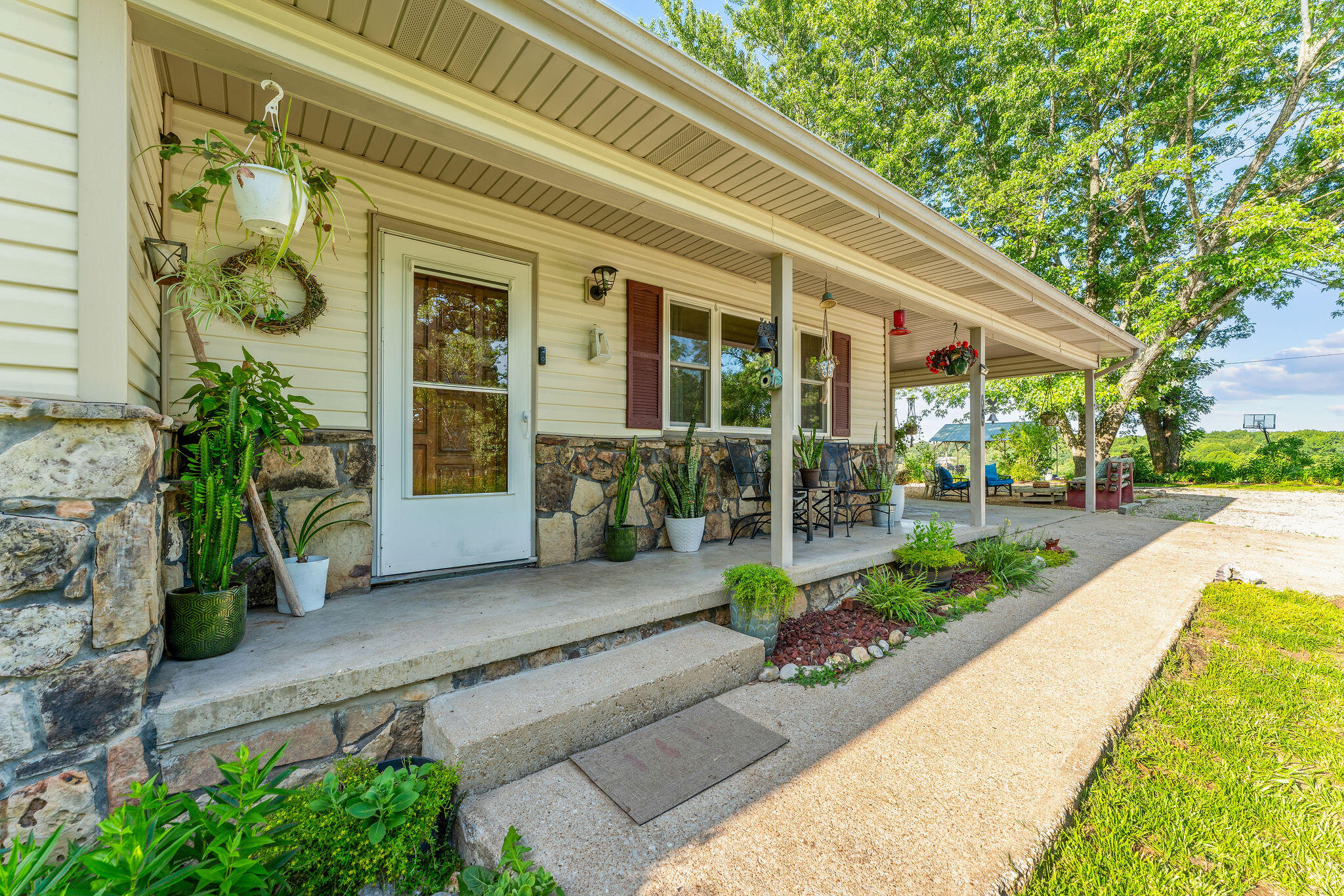19326 Boat Dock Road West Property Photo 3
