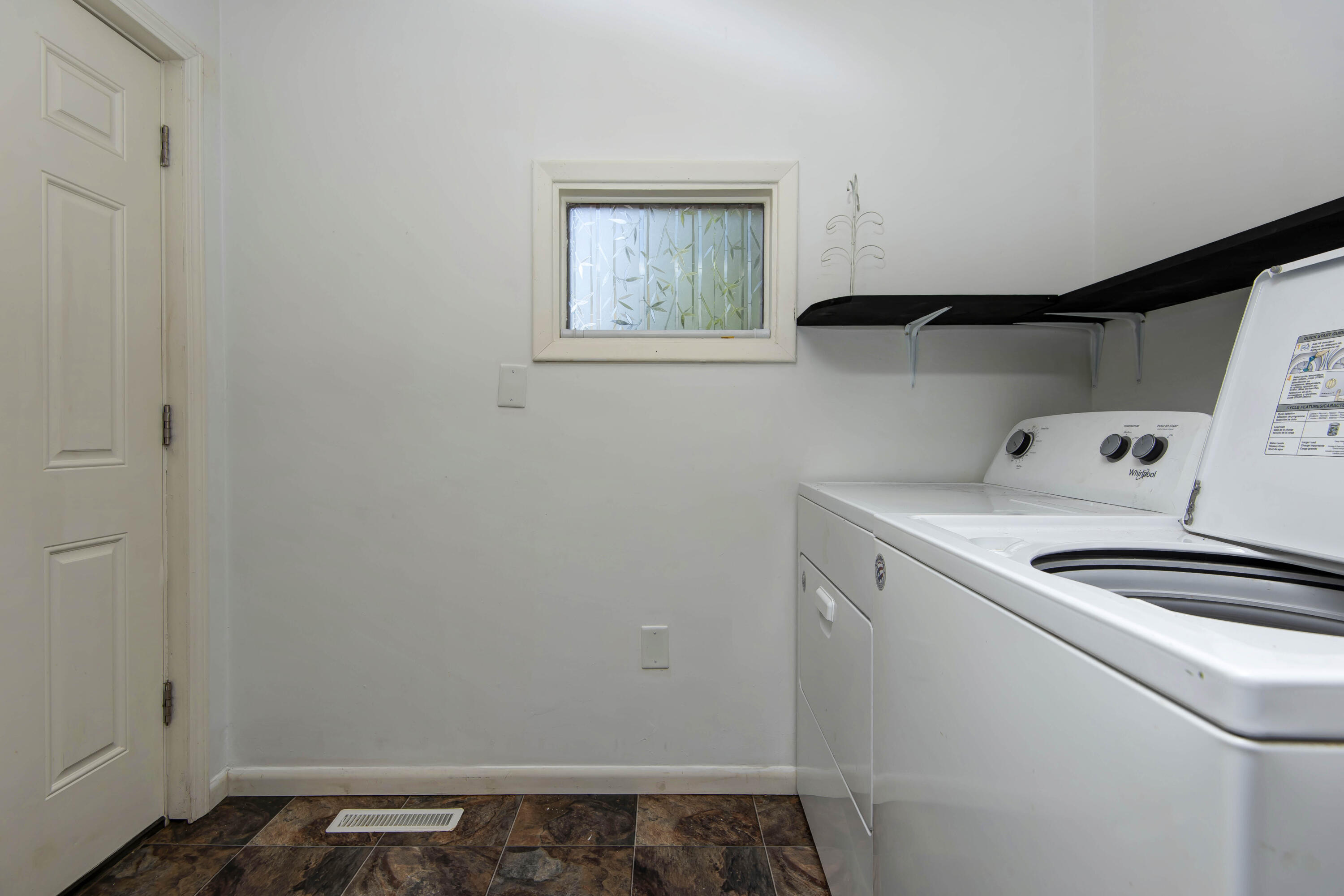 3019 South Dayton Avenue Property Photo 15