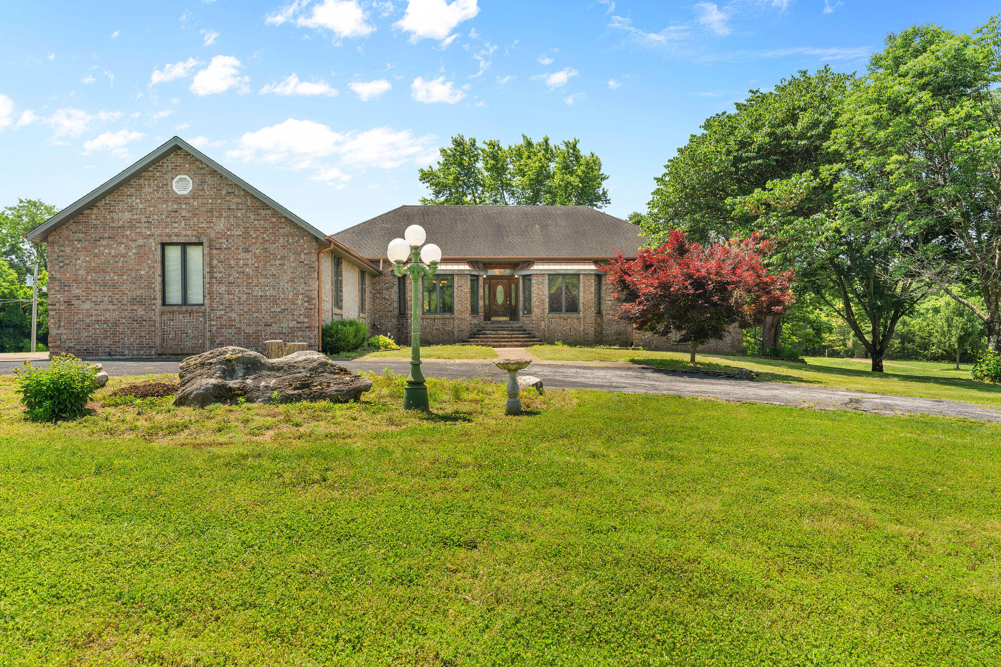 5080 East Farm Road 168 Property Photo 5