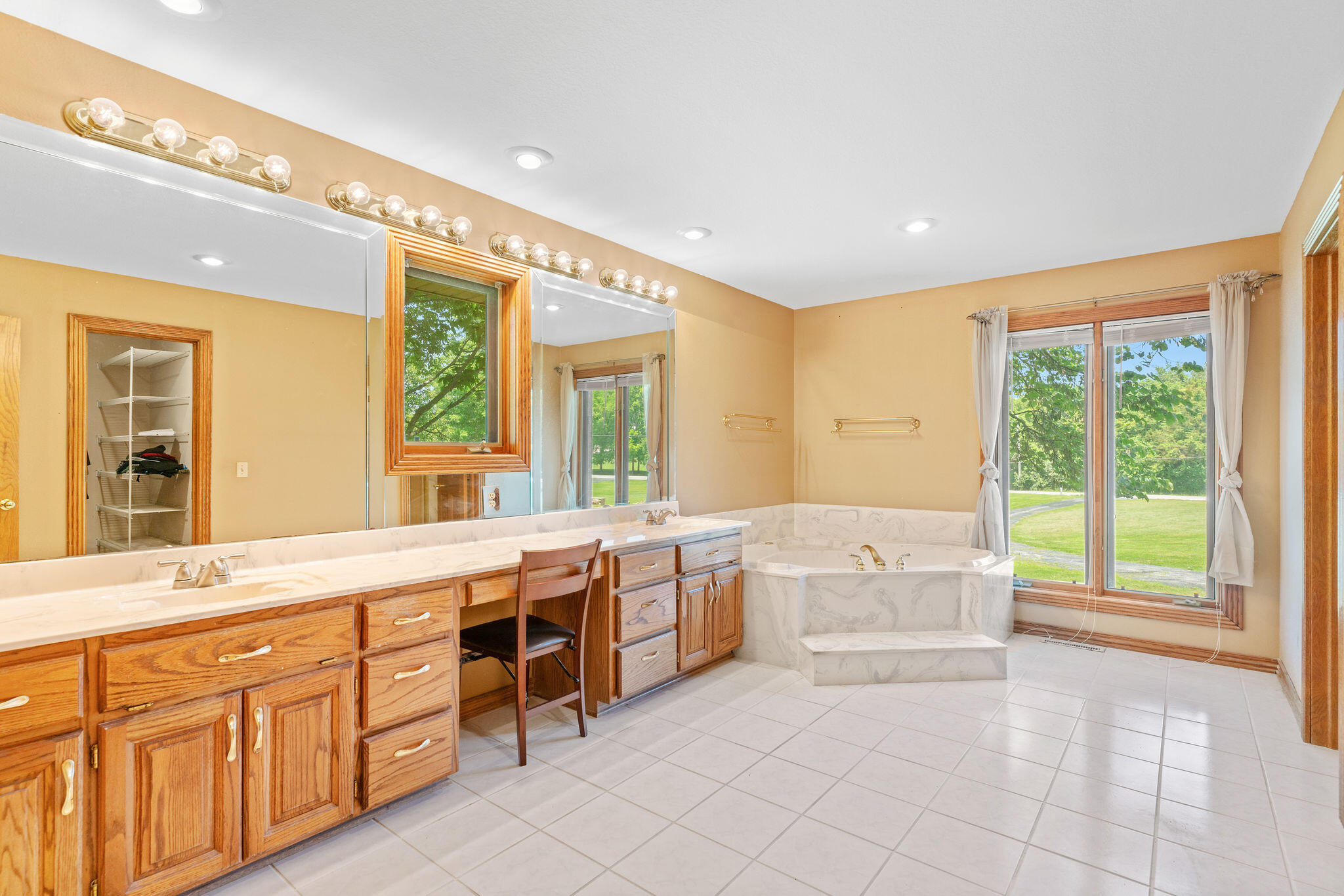 5080 East Farm Road 168 Property Photo 21