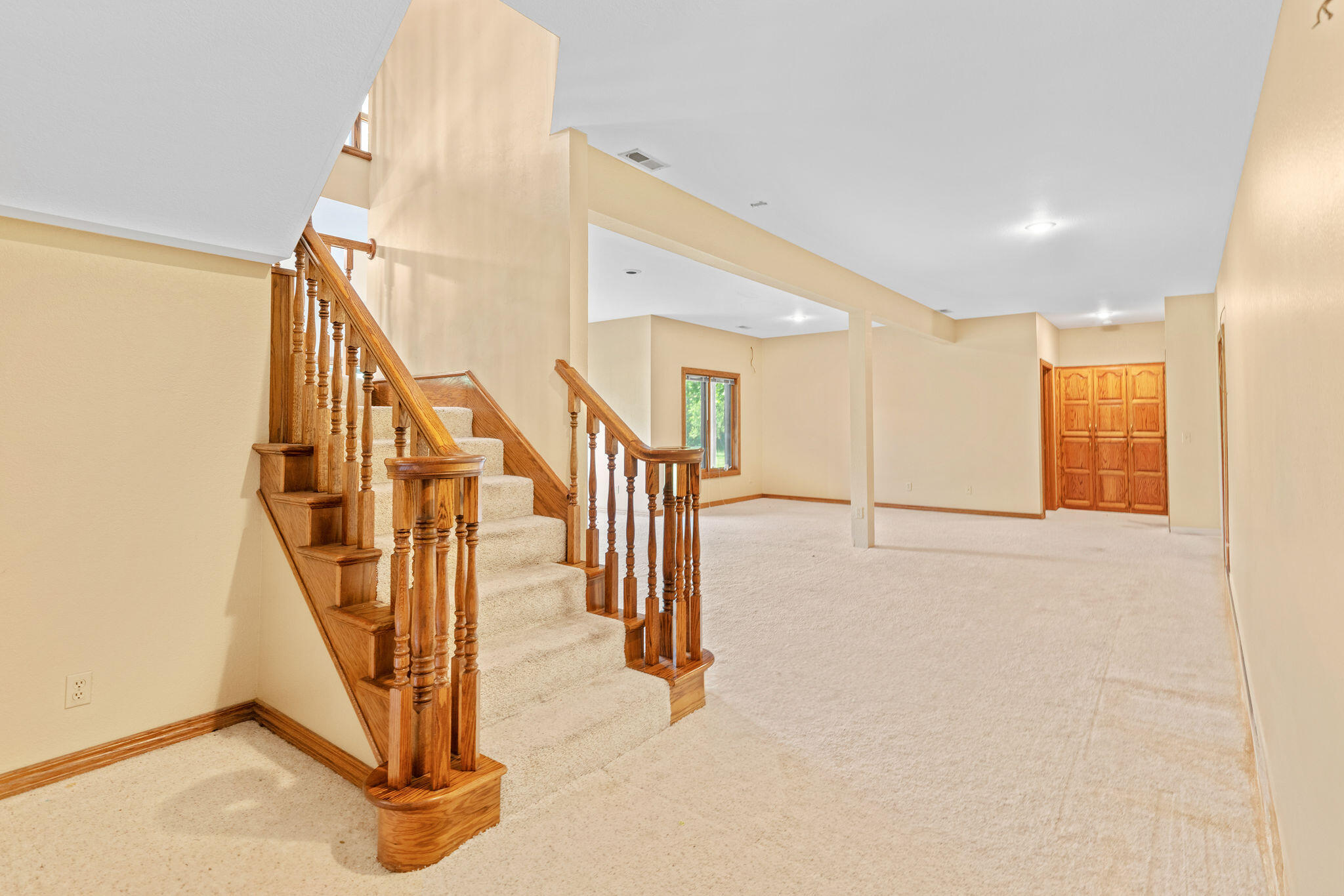 5080 East Farm Road 168 Property Photo 29