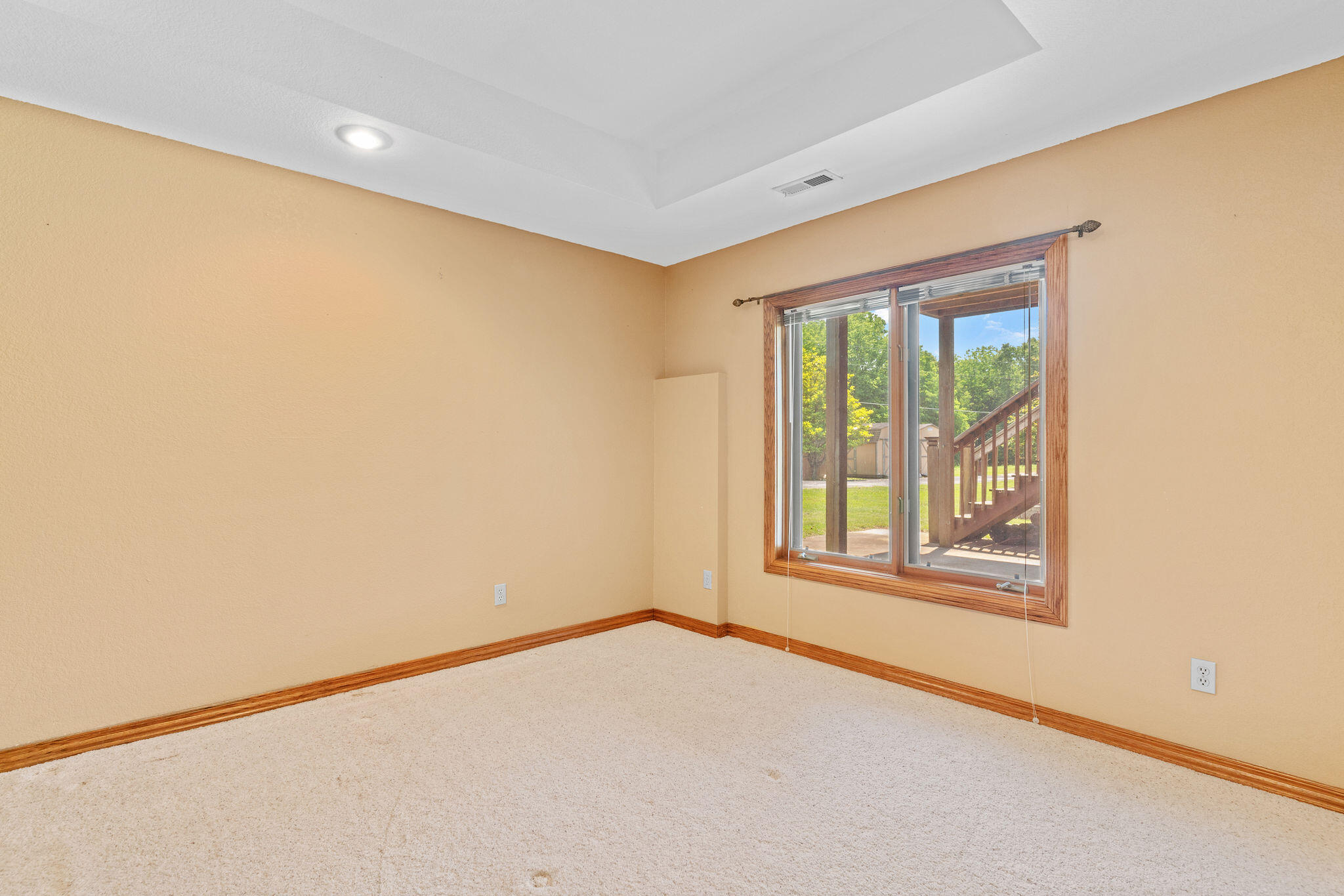 5080 East Farm Road 168 Property Photo 39