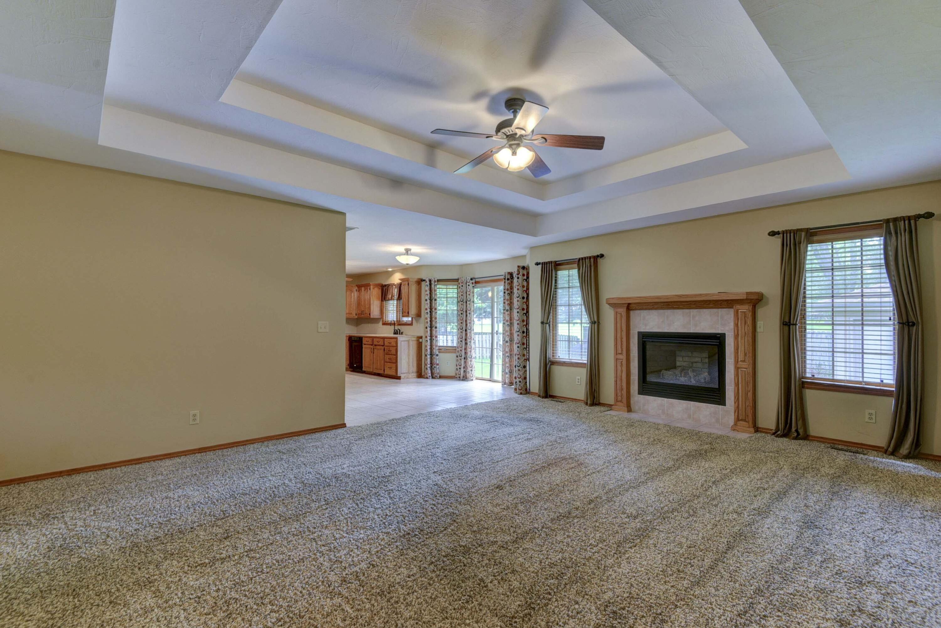 5513 South Maryland Avenue Property Photo 5