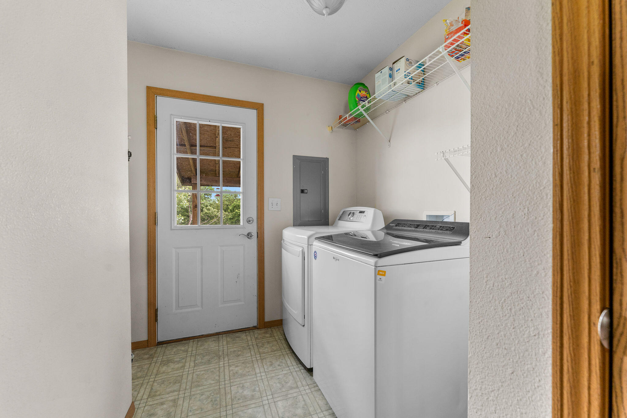 1460 Emerald Road Property Photo 15