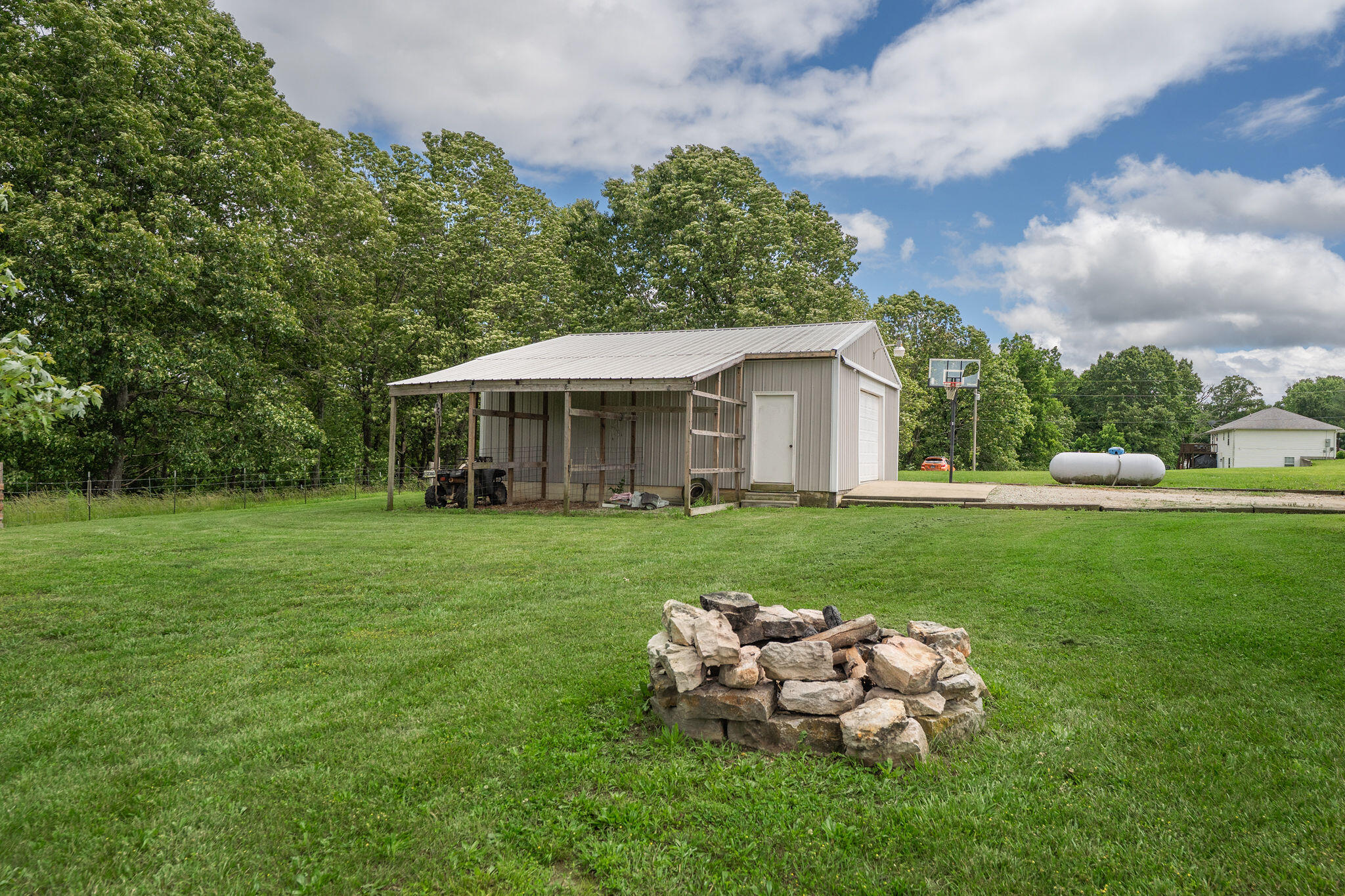 1460 Emerald Road Property Photo 27