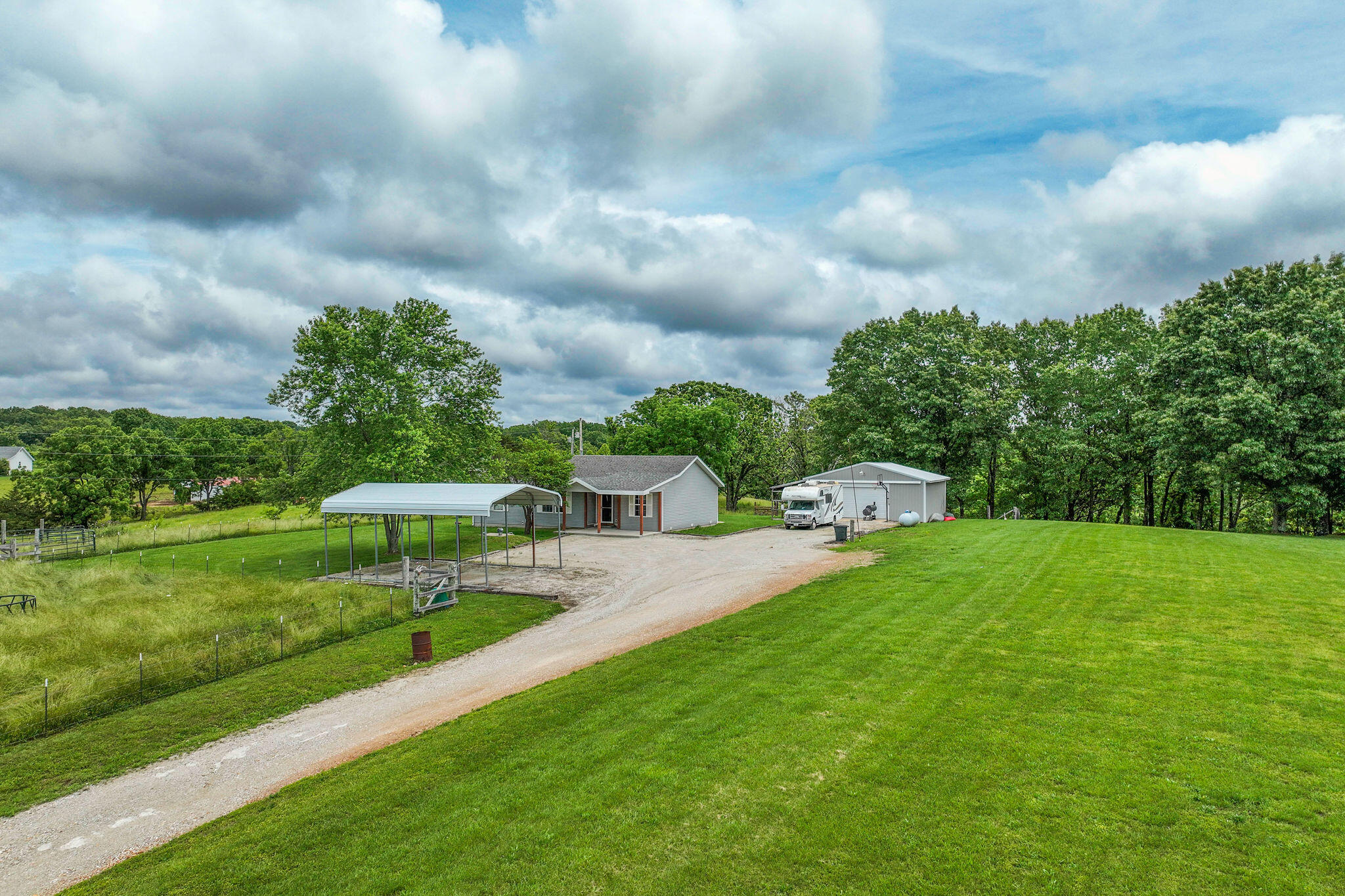 1460 Emerald Road Property Photo 32