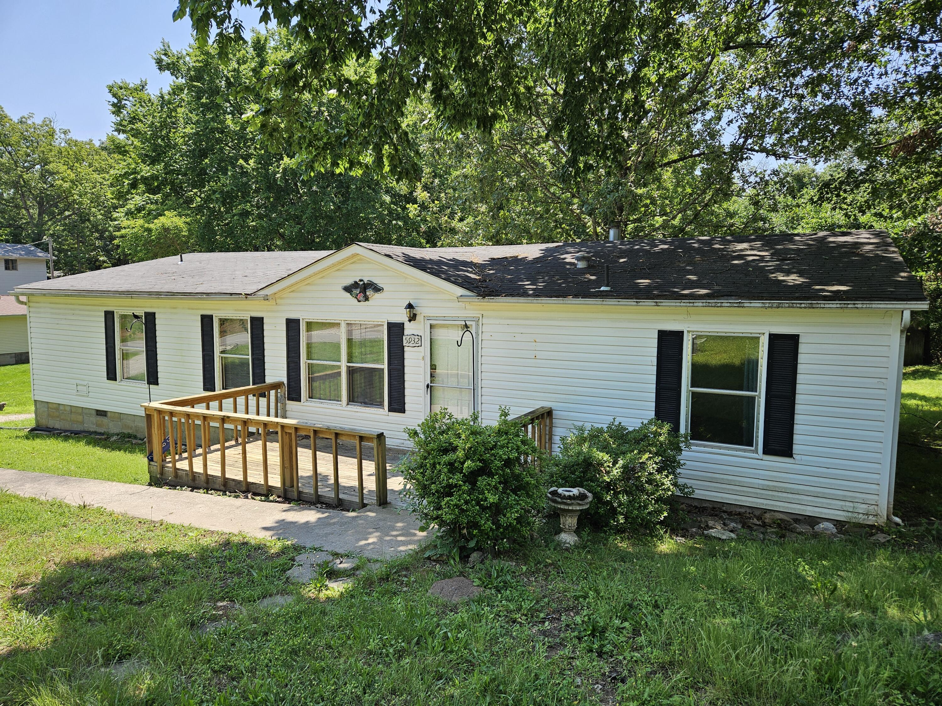 5932 Joe Bald Road Property Photo 1