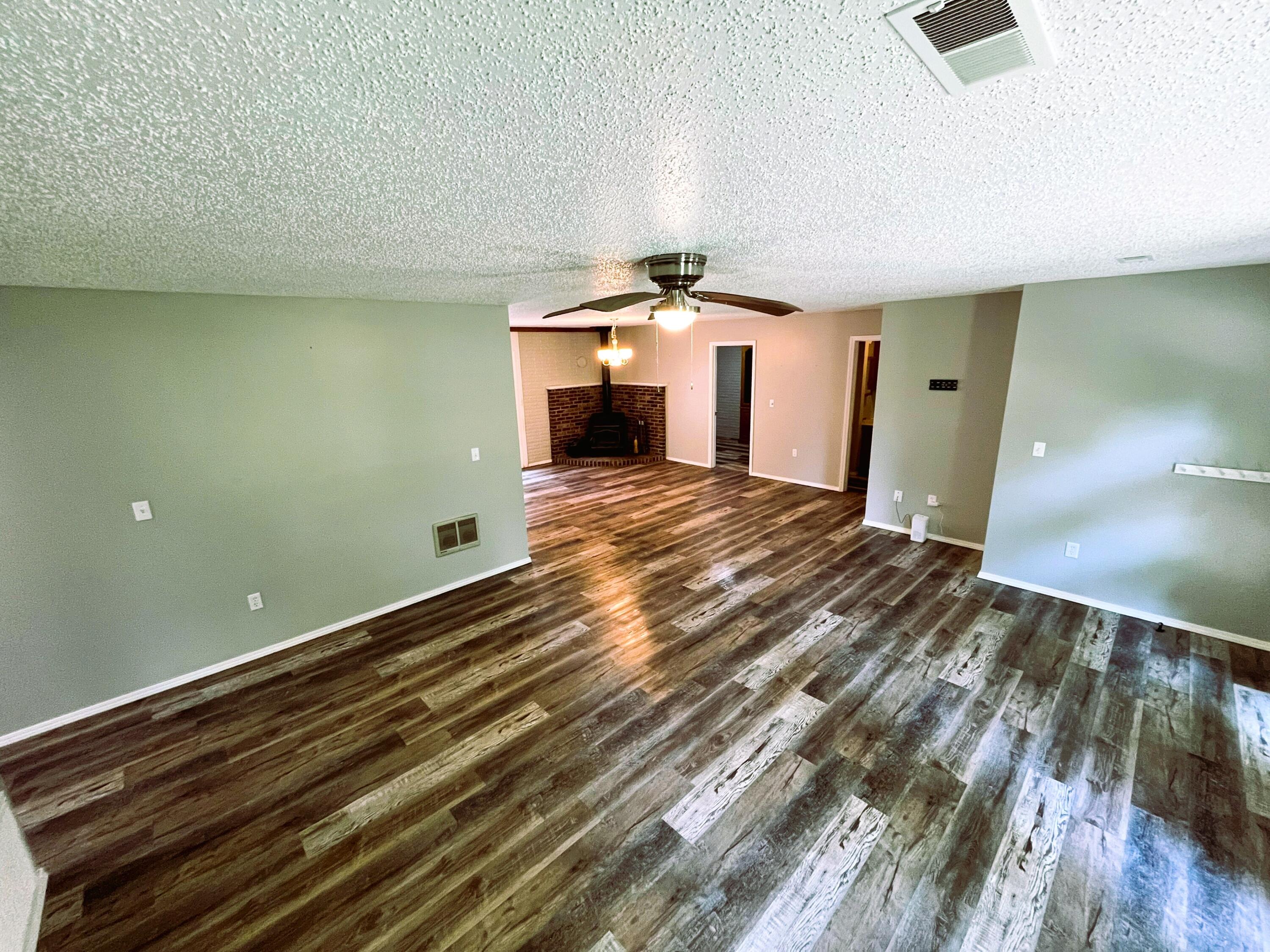 1605 Chappell Drive Property Photo 7