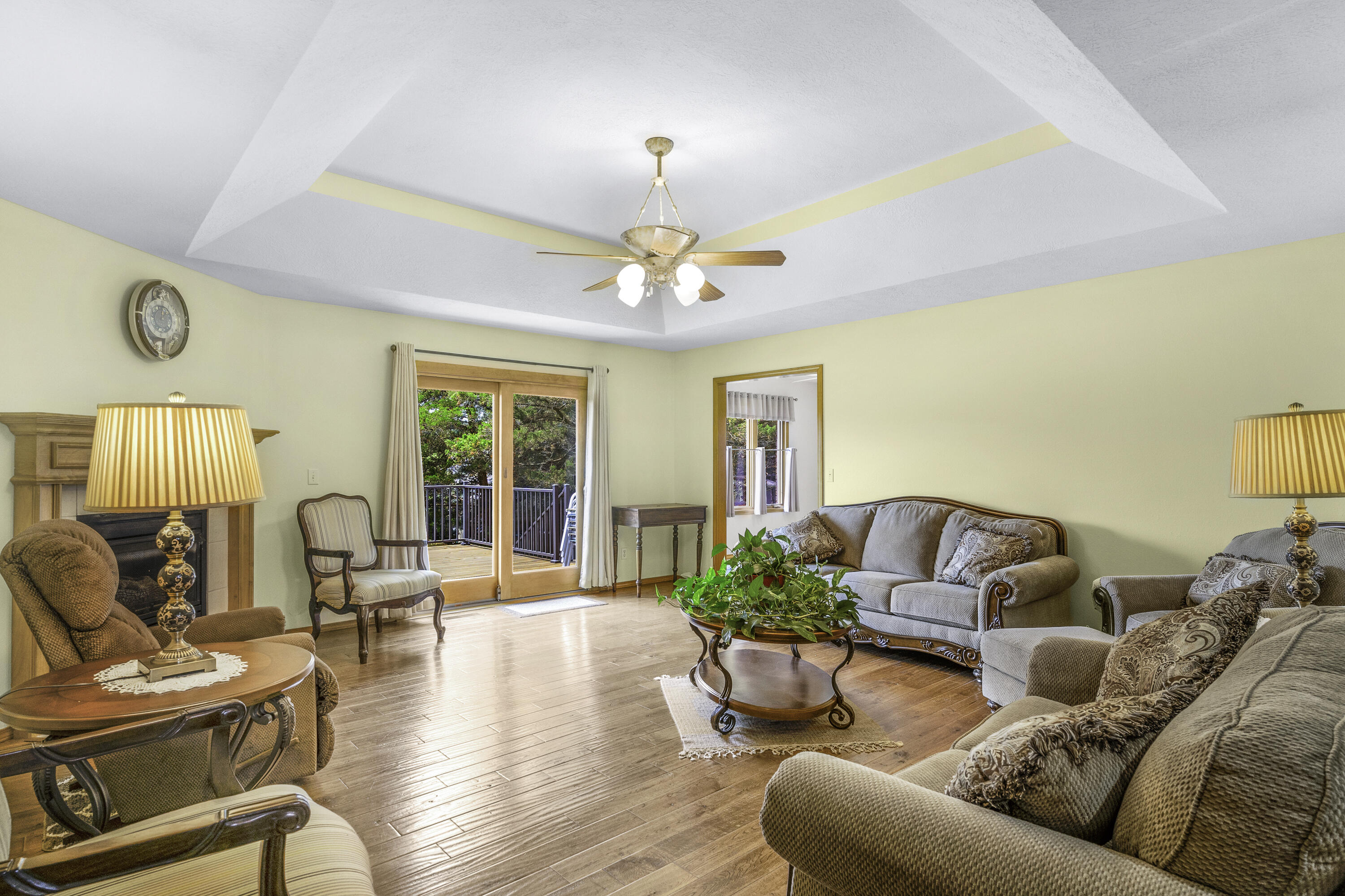 2122 West Village Terrace Property Photo 7