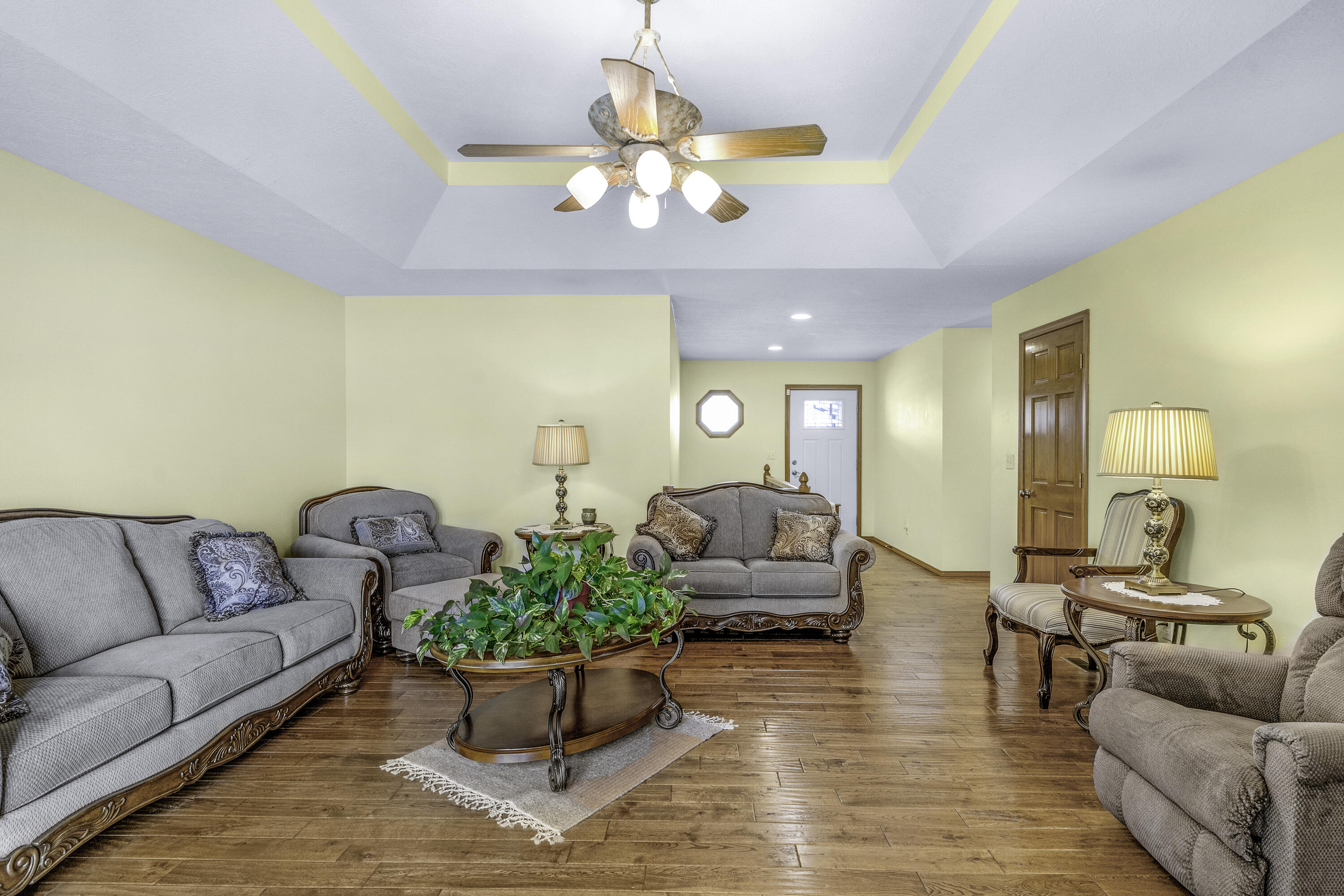 2122 West Village Terrace Property Photo 8