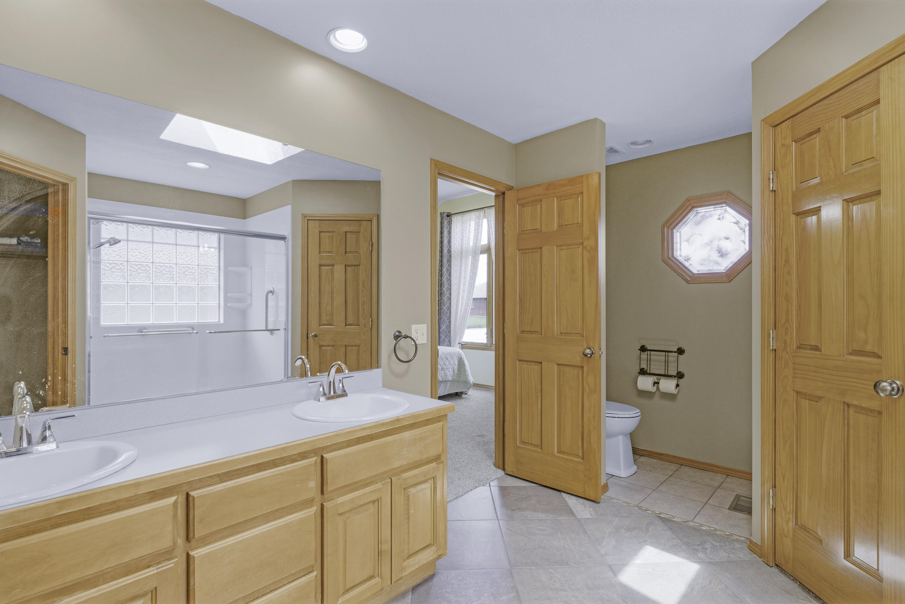 2122 West Village Terrace Property Photo 25