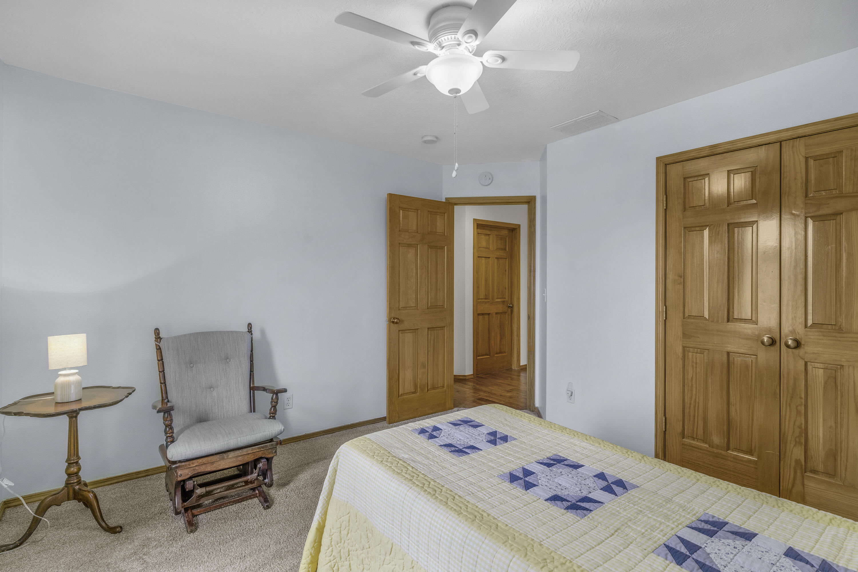2122 West Village Terrace Property Photo 27