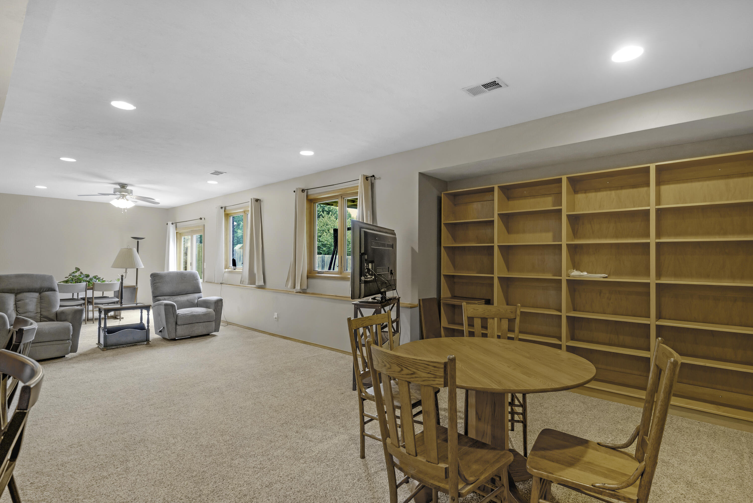 2122 West Village Terrace Property Photo 33