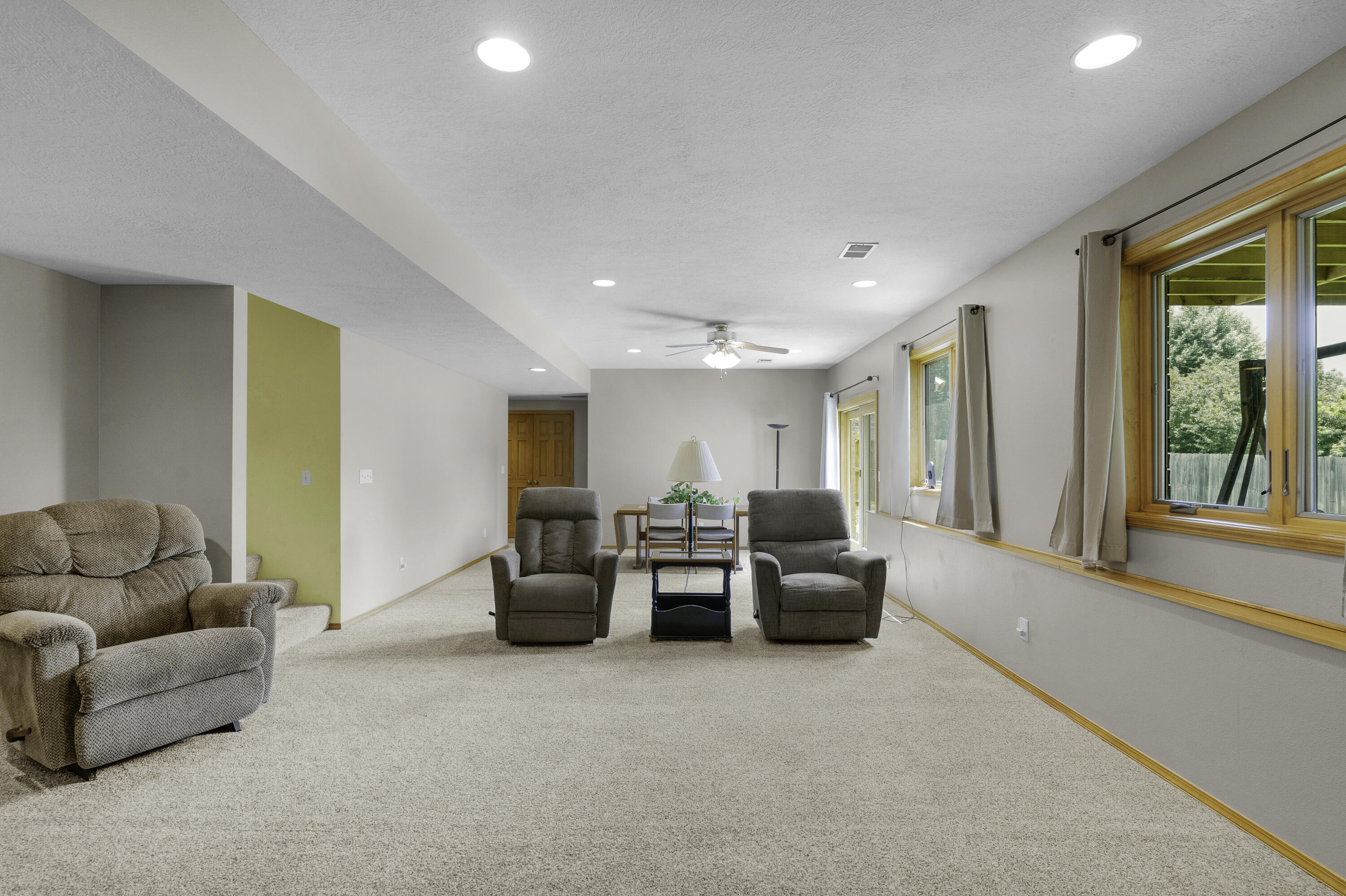 2122 West Village Terrace Property Photo 35