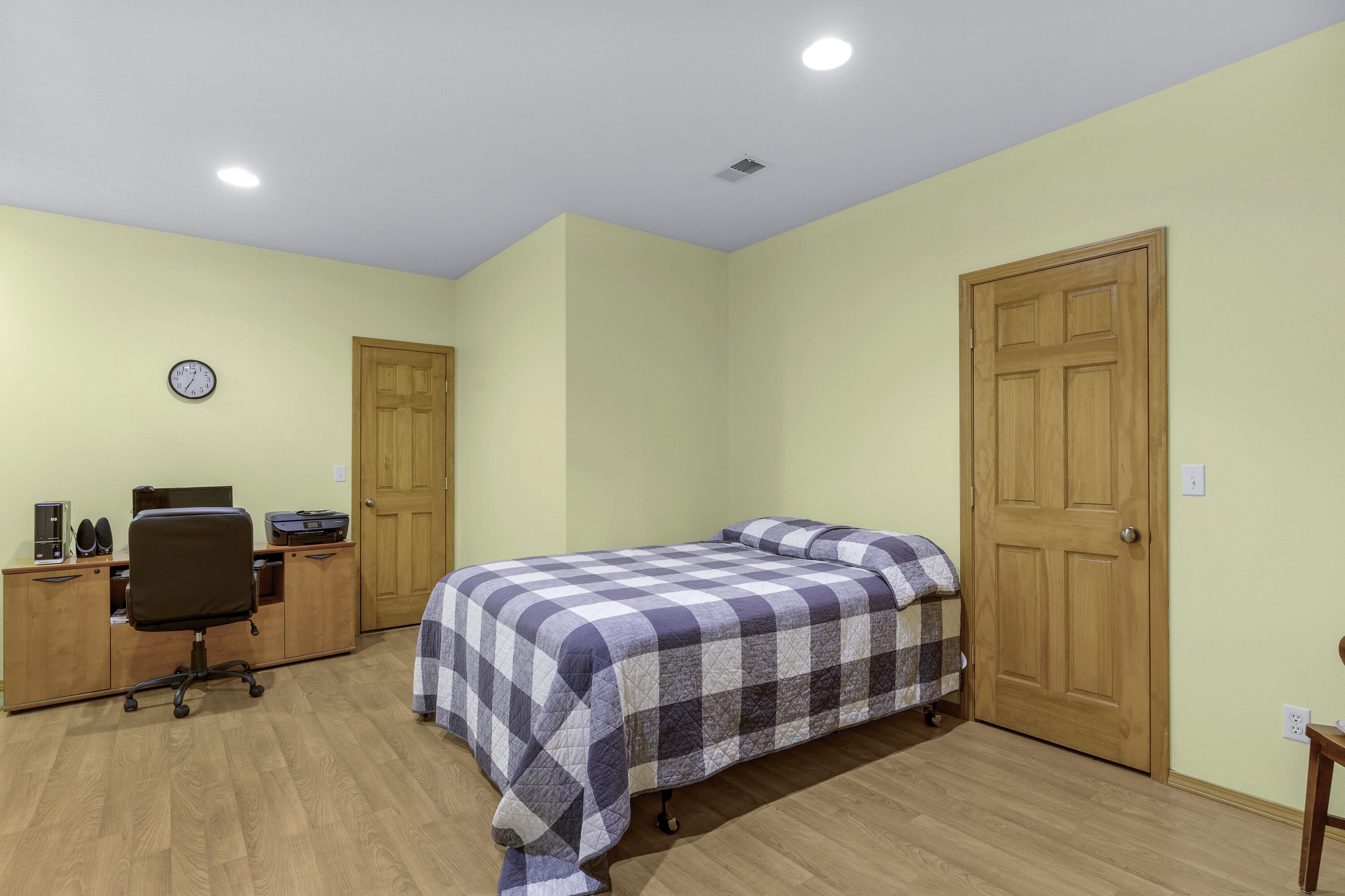 2122 West Village Terrace Property Photo 44