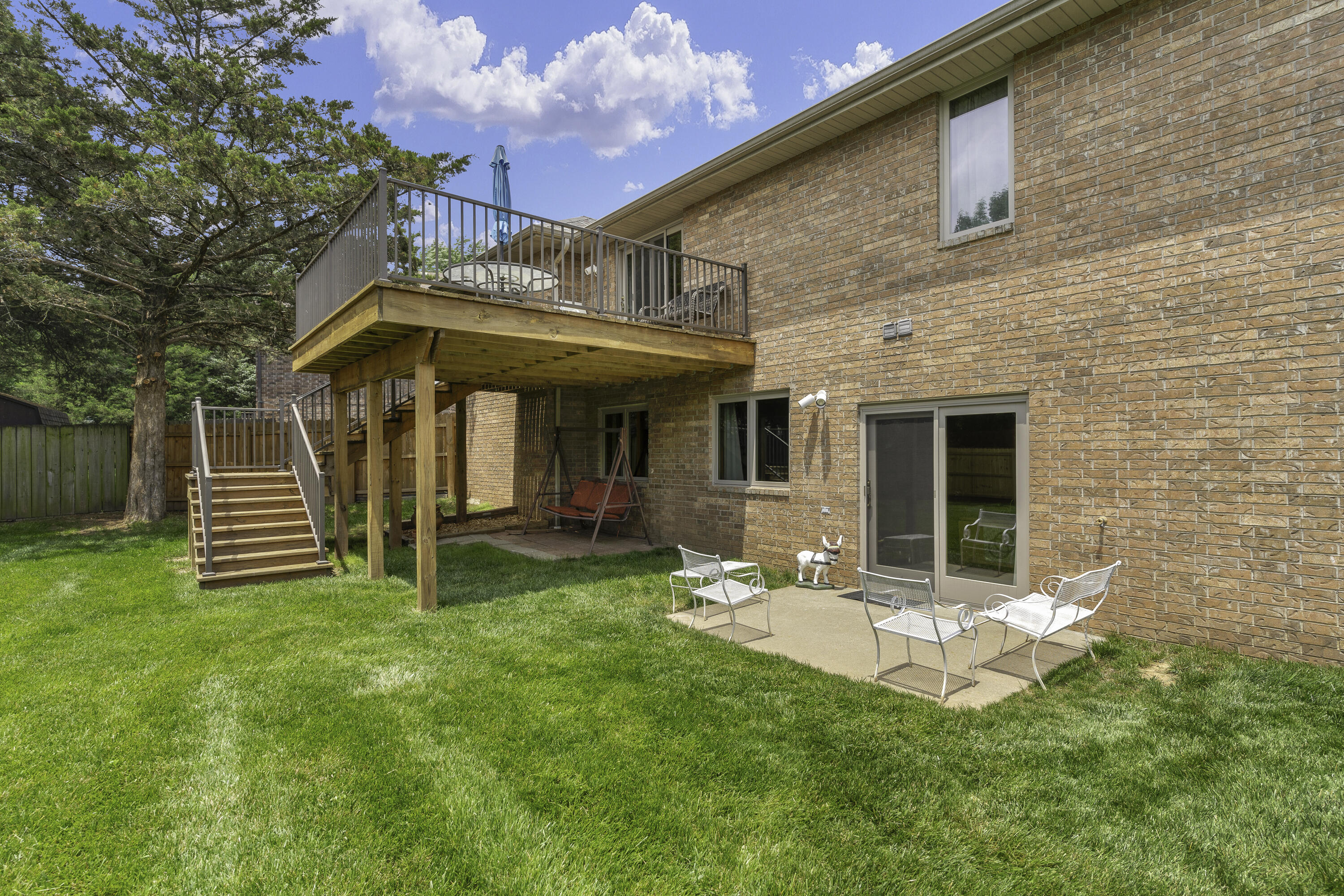 2122 West Village Terrace Property Photo 49