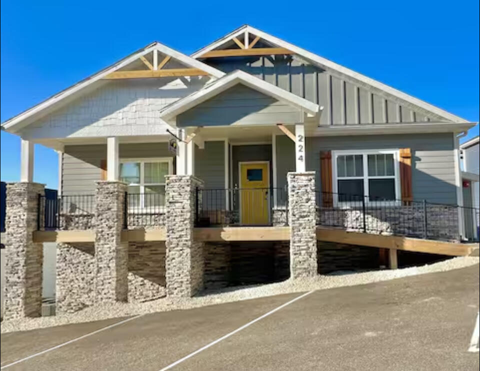 224 David Shawn Drive Property Photo 3