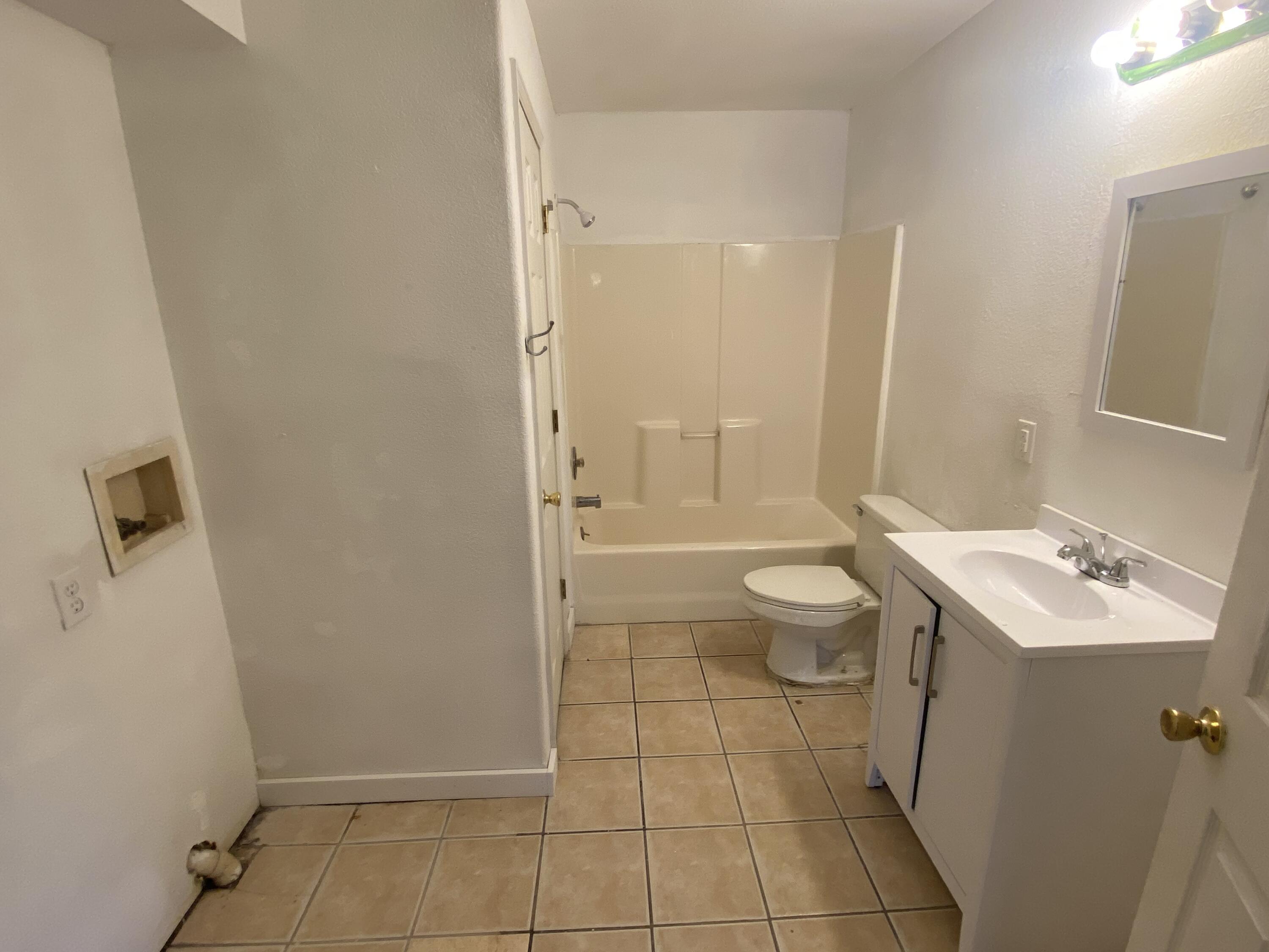 532 City Limit Road Property Photo 4