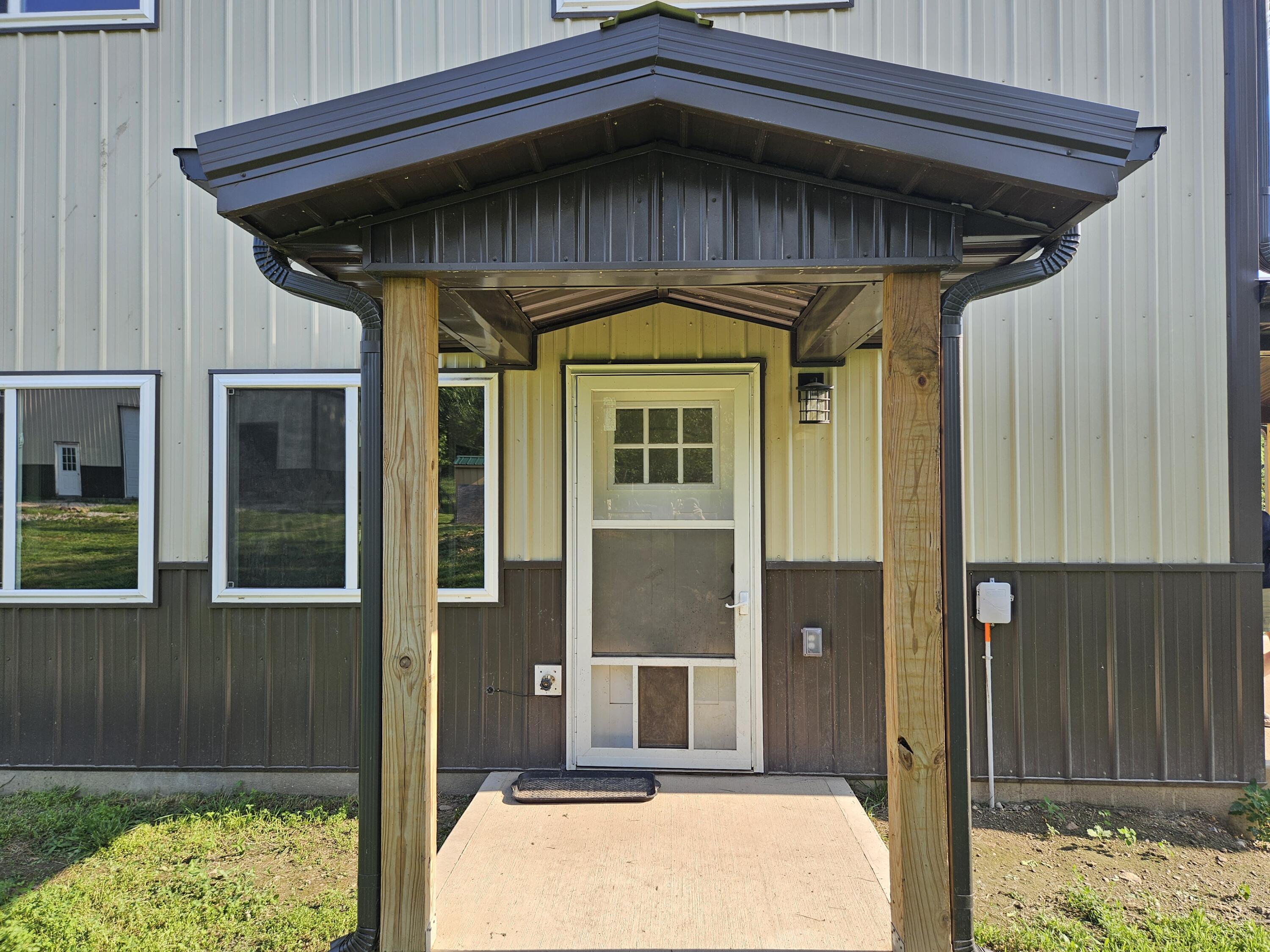 1036 State Highway N Property Photo 9