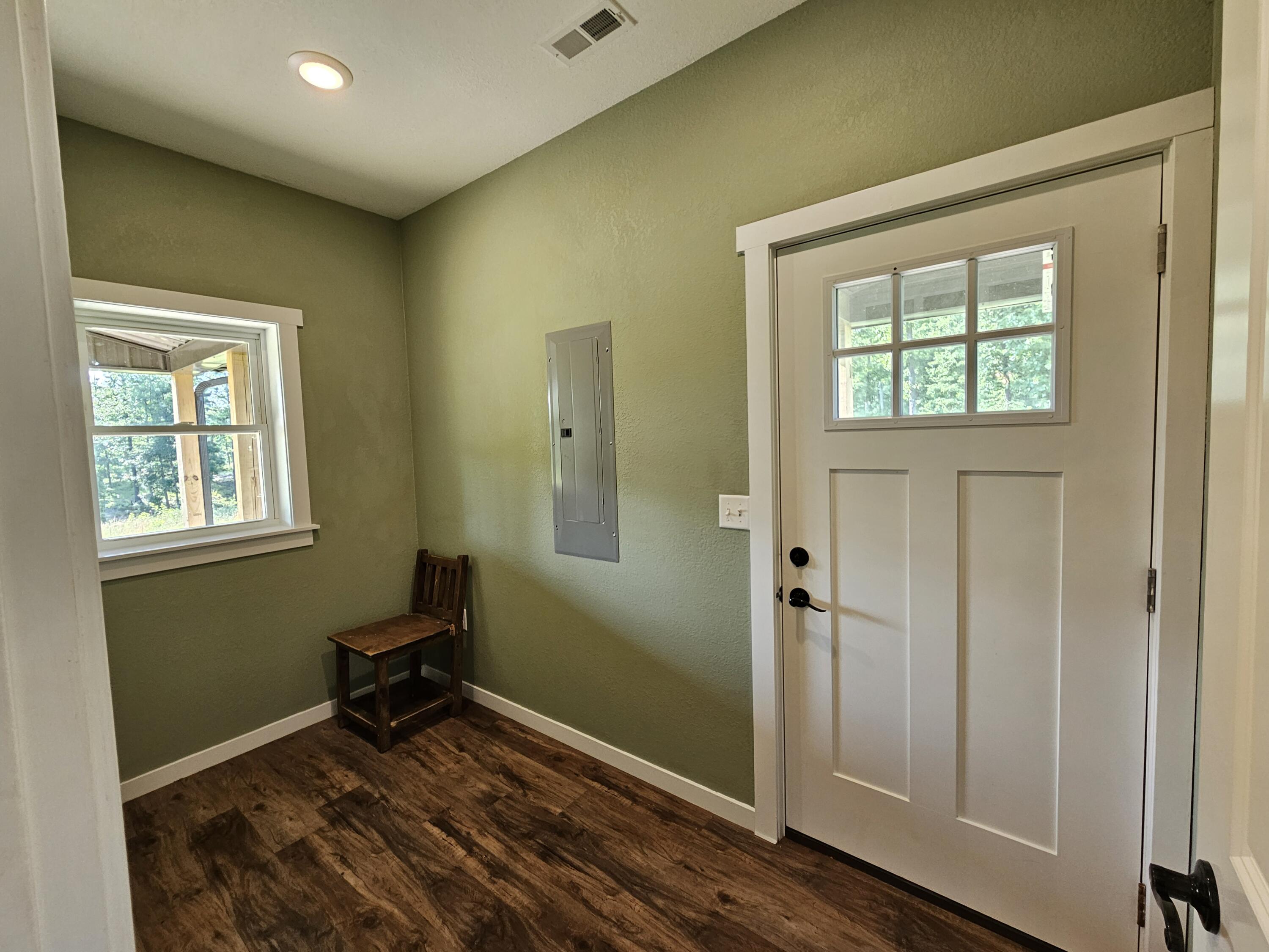 1036 State Highway N Property Photo 23