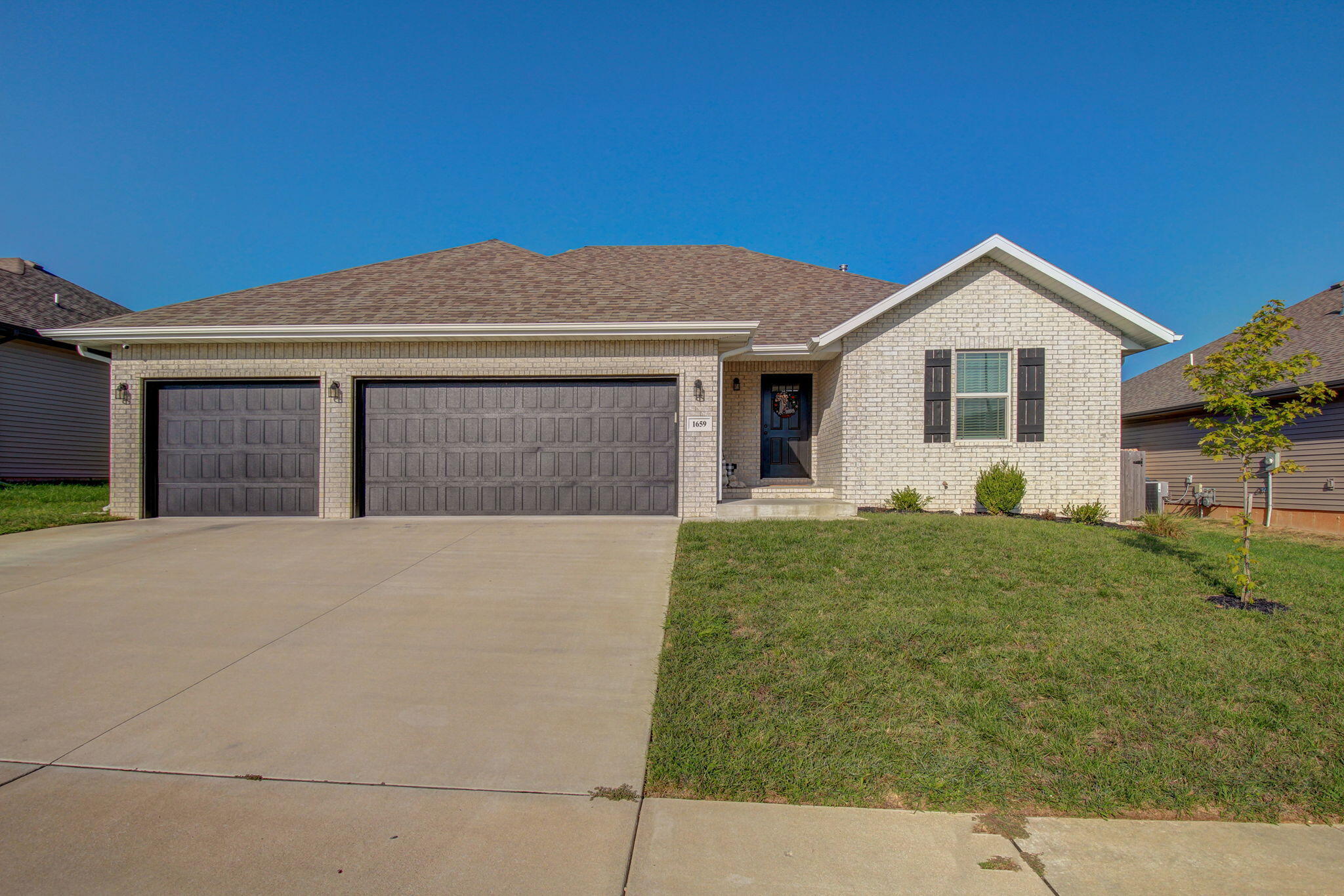 1659 North Kingfisher Drive Property Photo 1