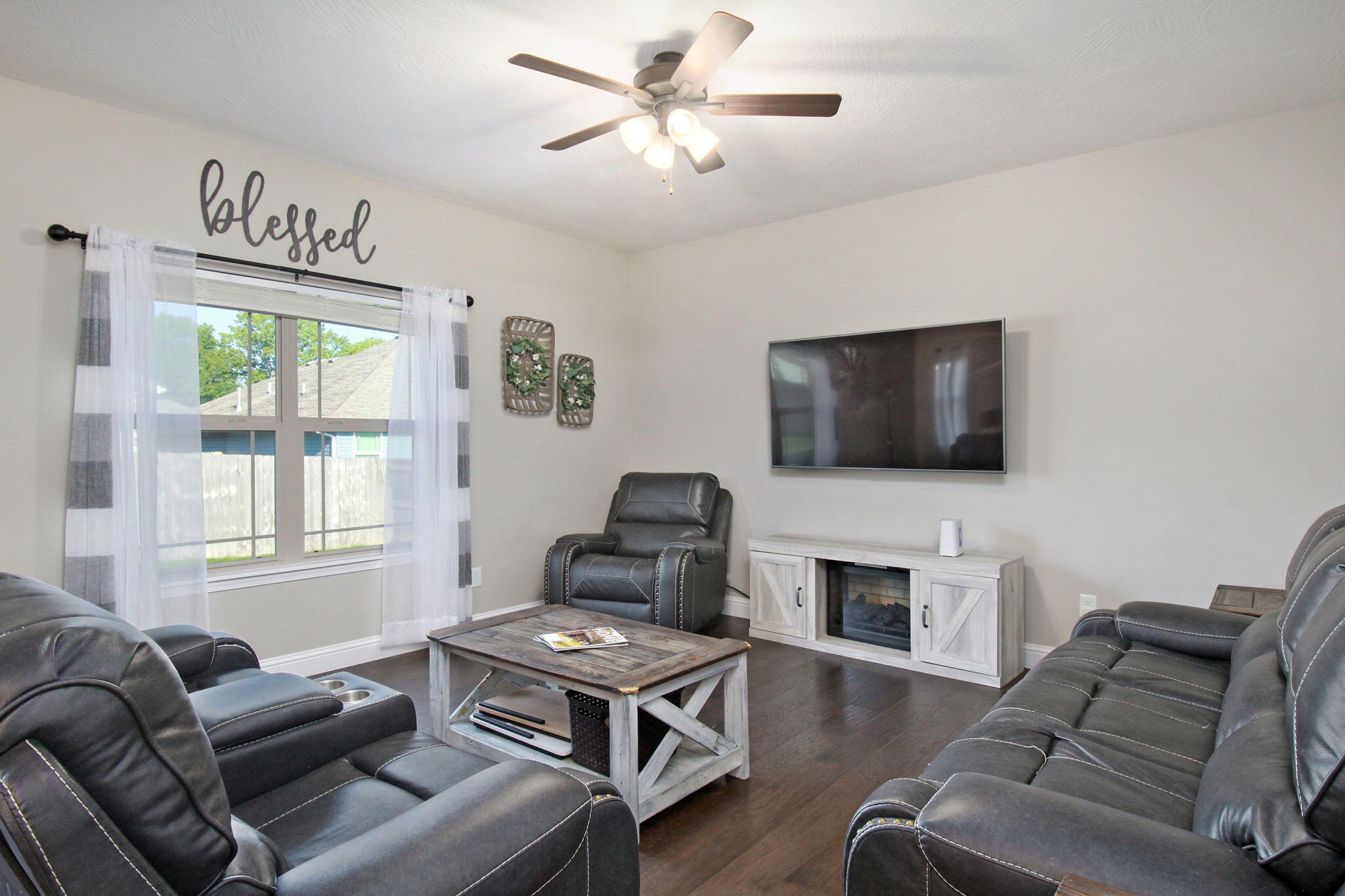 1659 North Kingfisher Drive Property Photo 4
