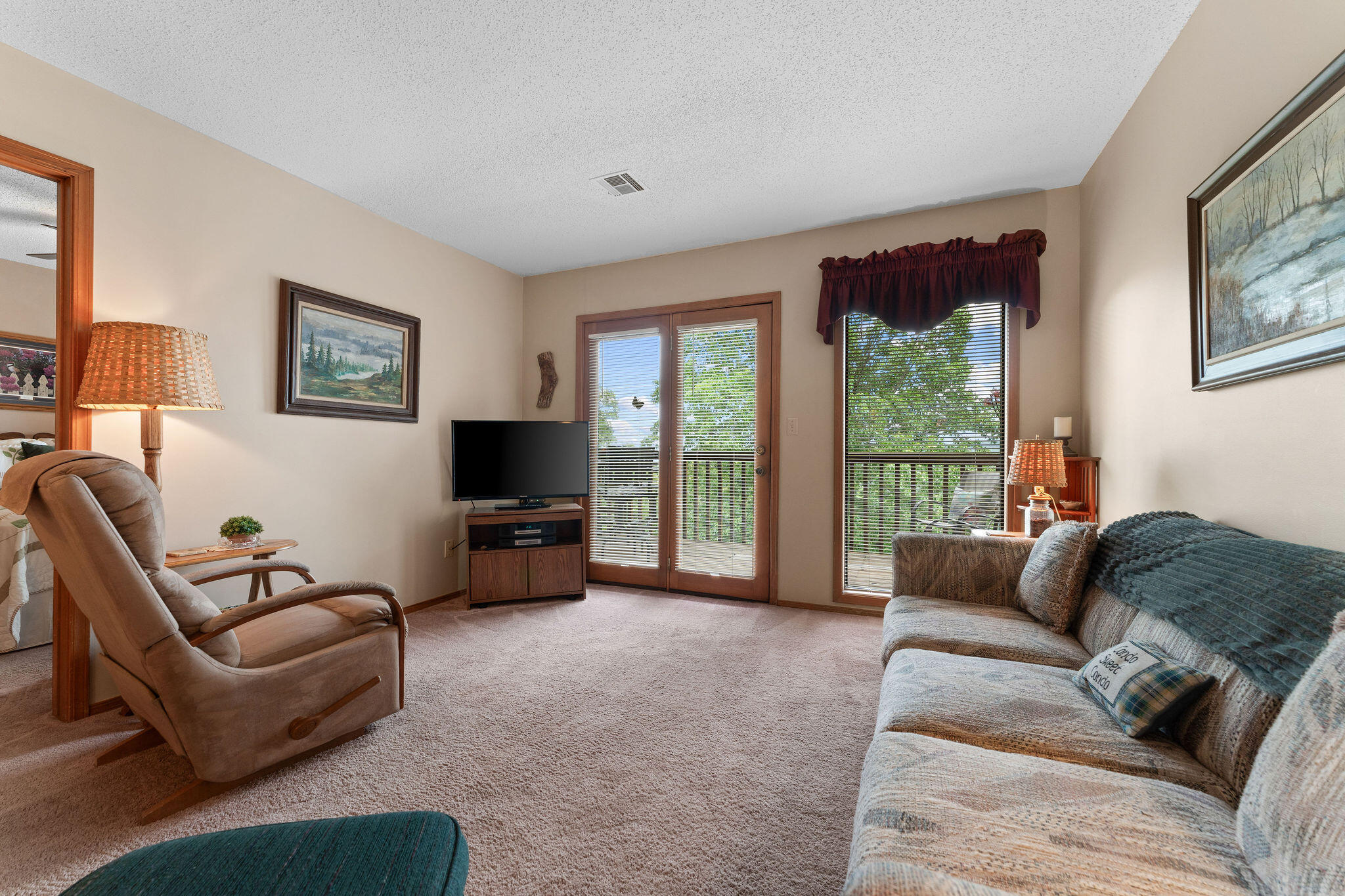 448 Notch Lane Property Photo 16
