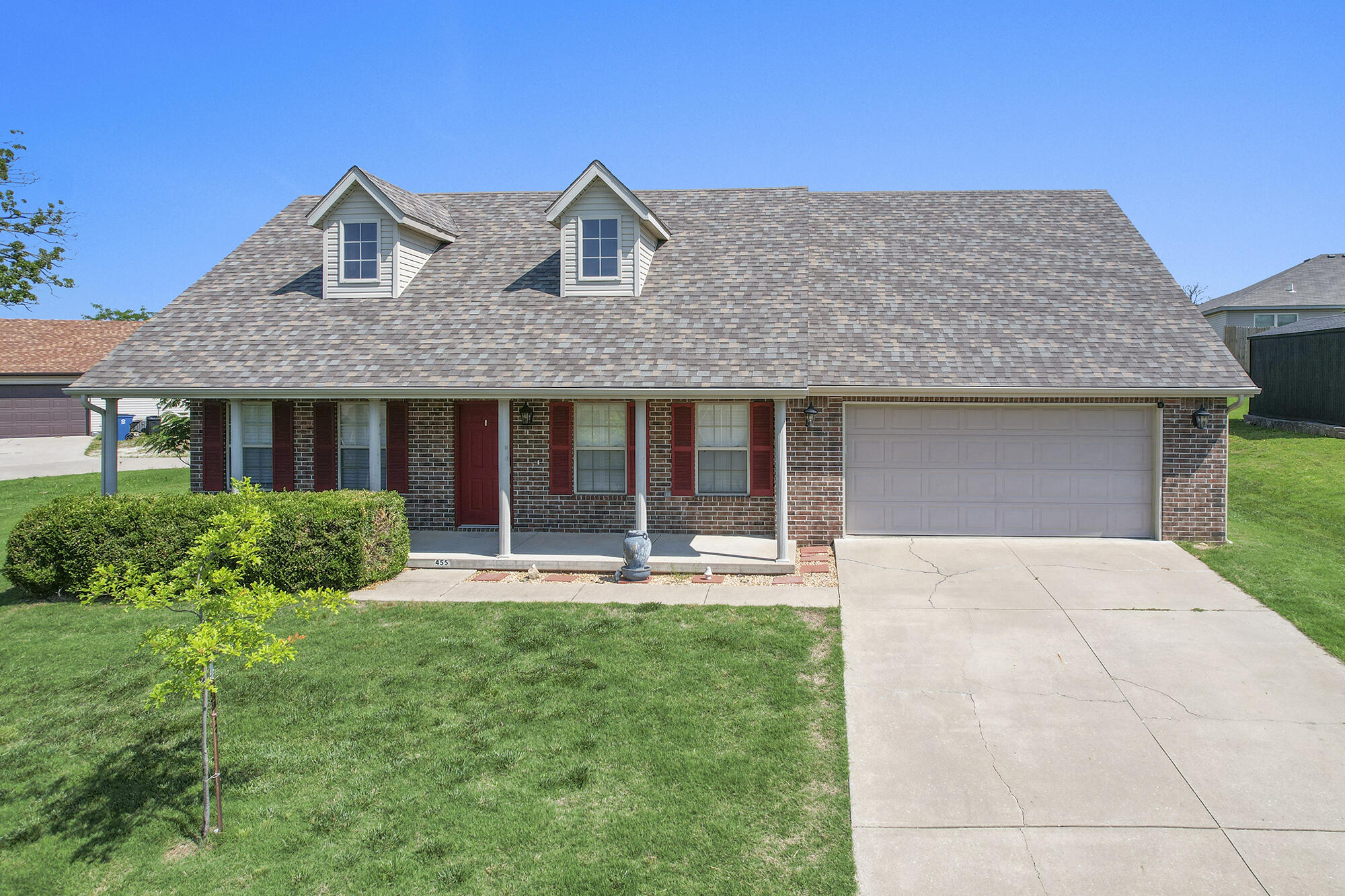 455 Holts Lake Drive Property Photo 1