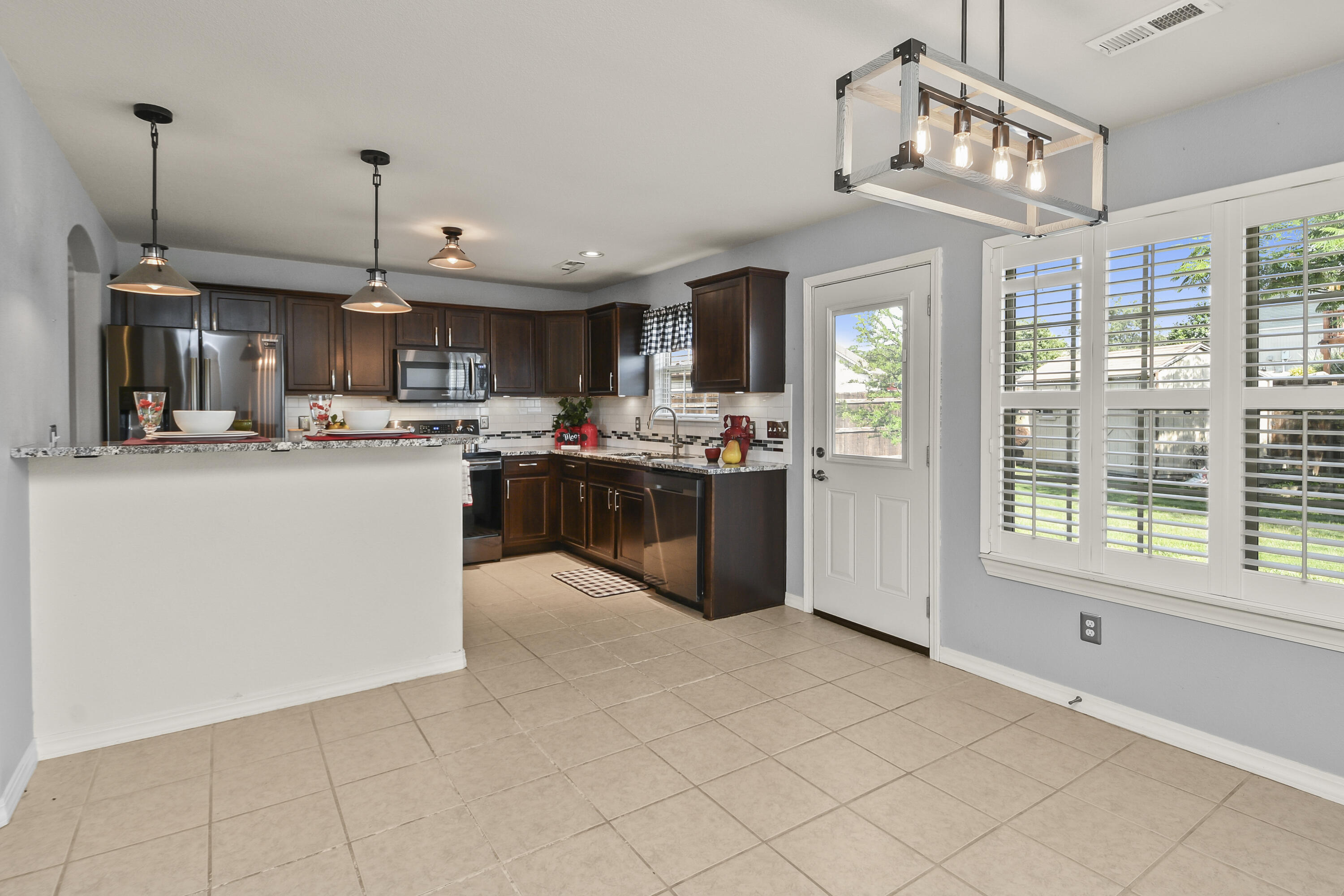 455 Holts Lake Drive Property Photo 12