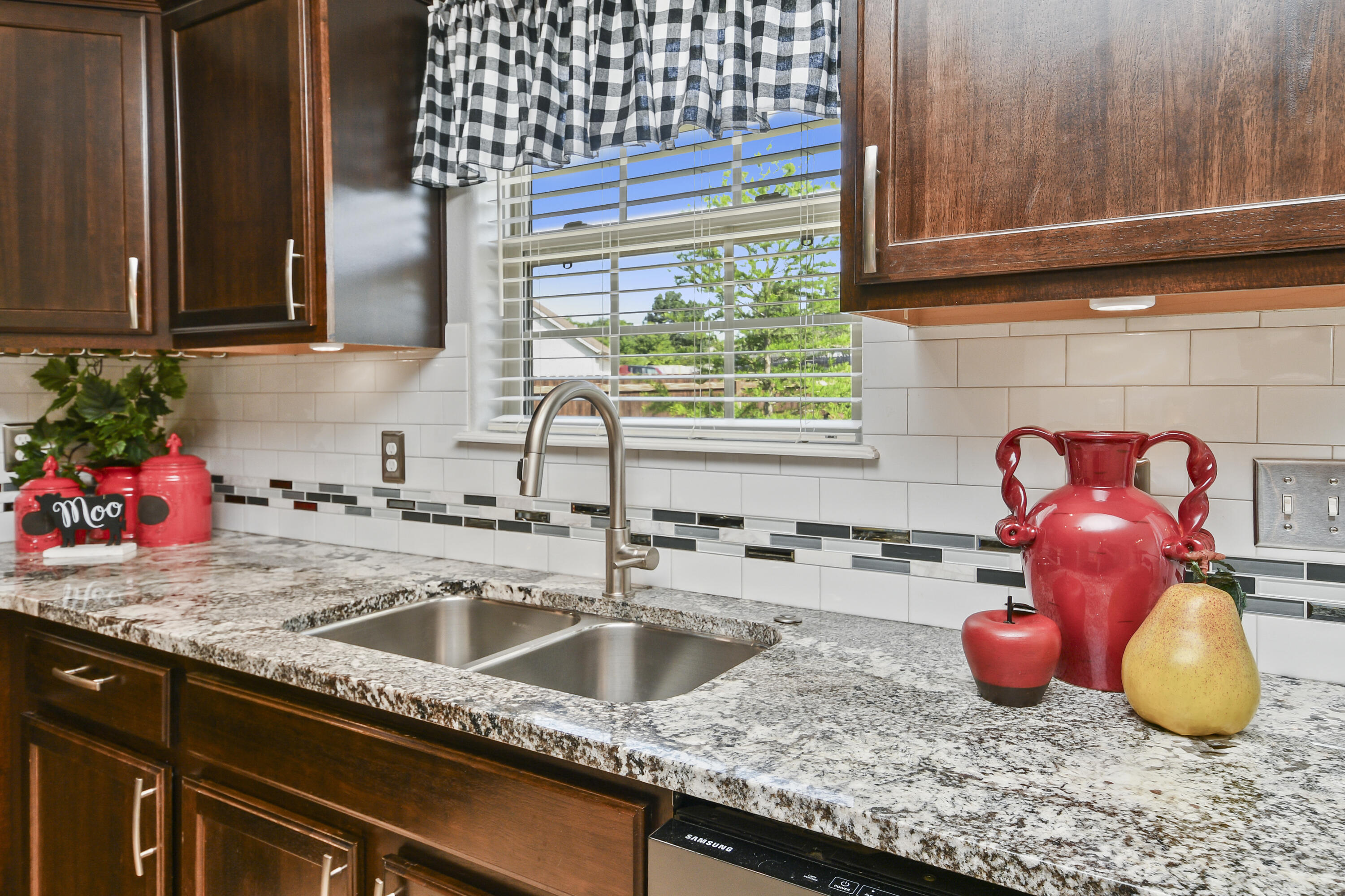 455 Holts Lake Drive Property Photo 17