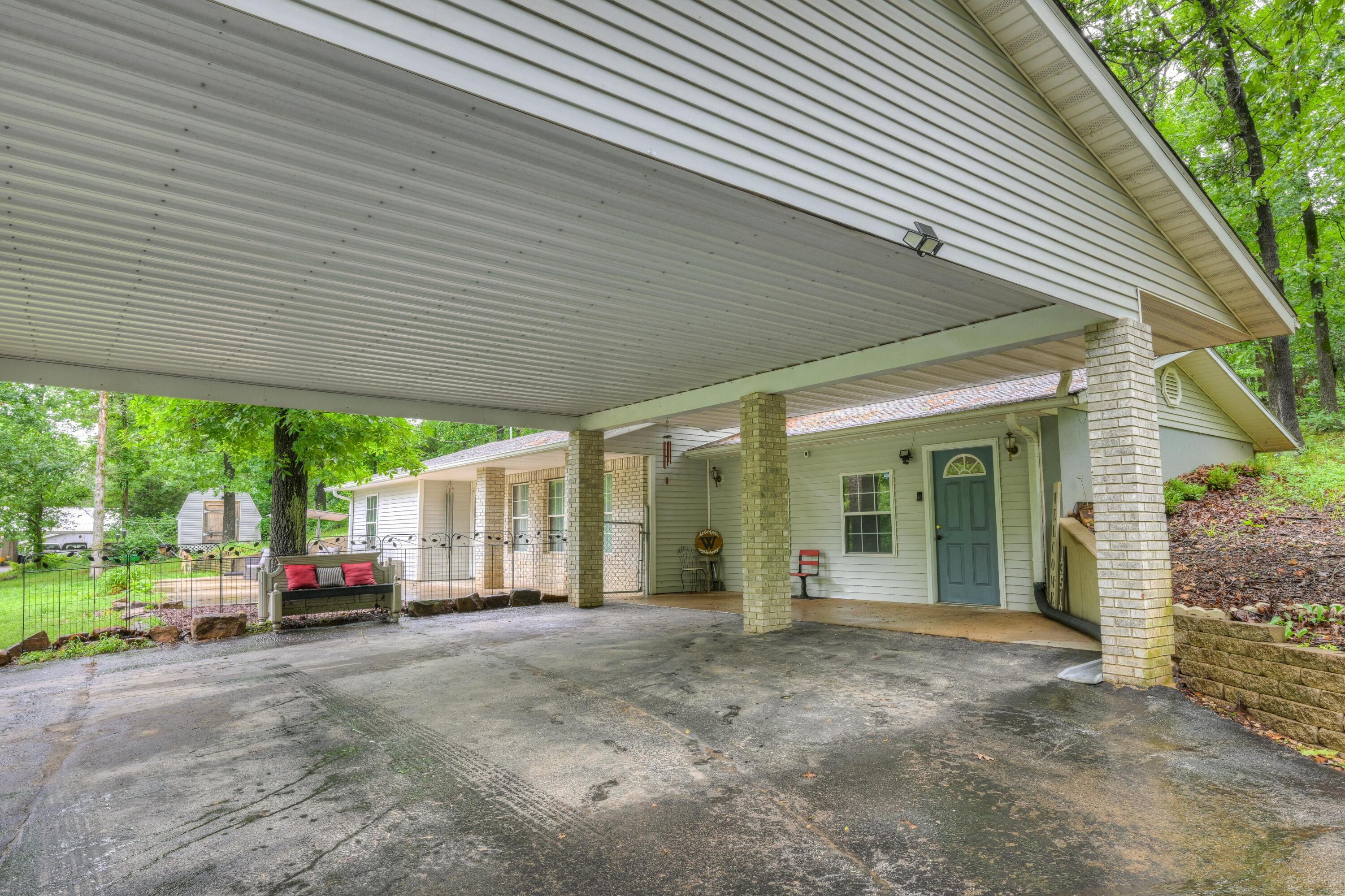 13518 Moberly Lane Property Photo 5