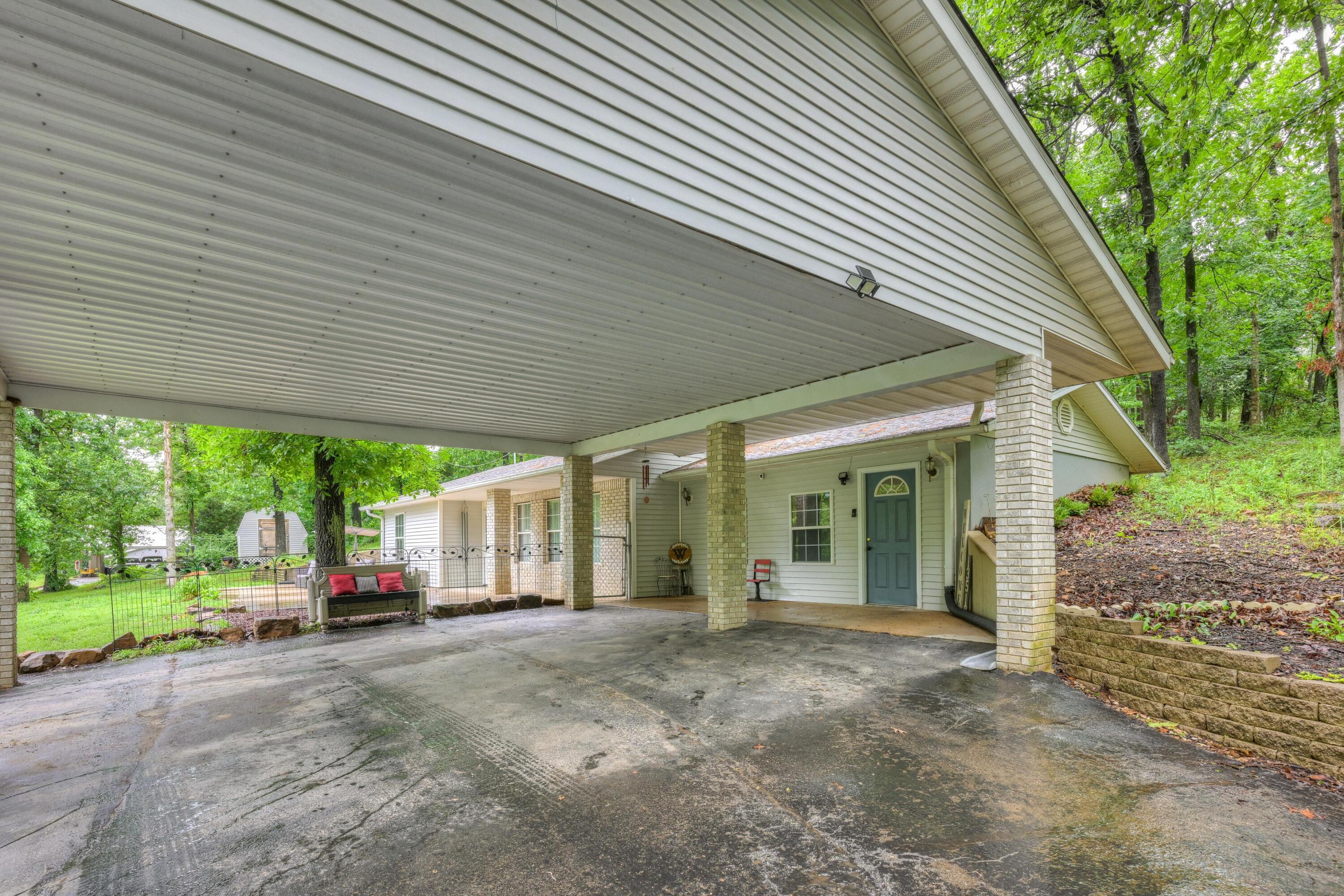 13518 Moberly Lane Property Photo 6