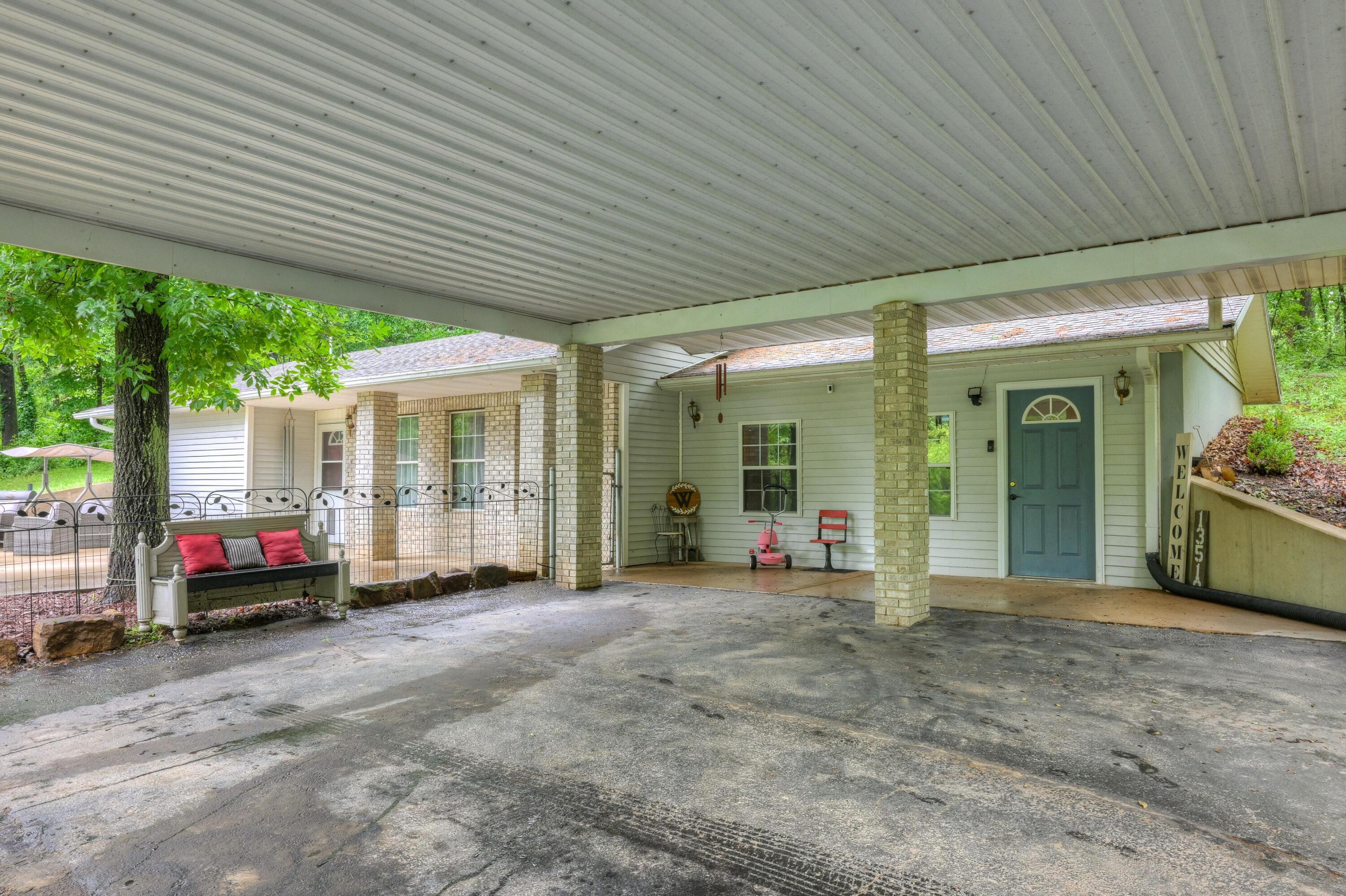 13518 Moberly Lane Property Photo 7