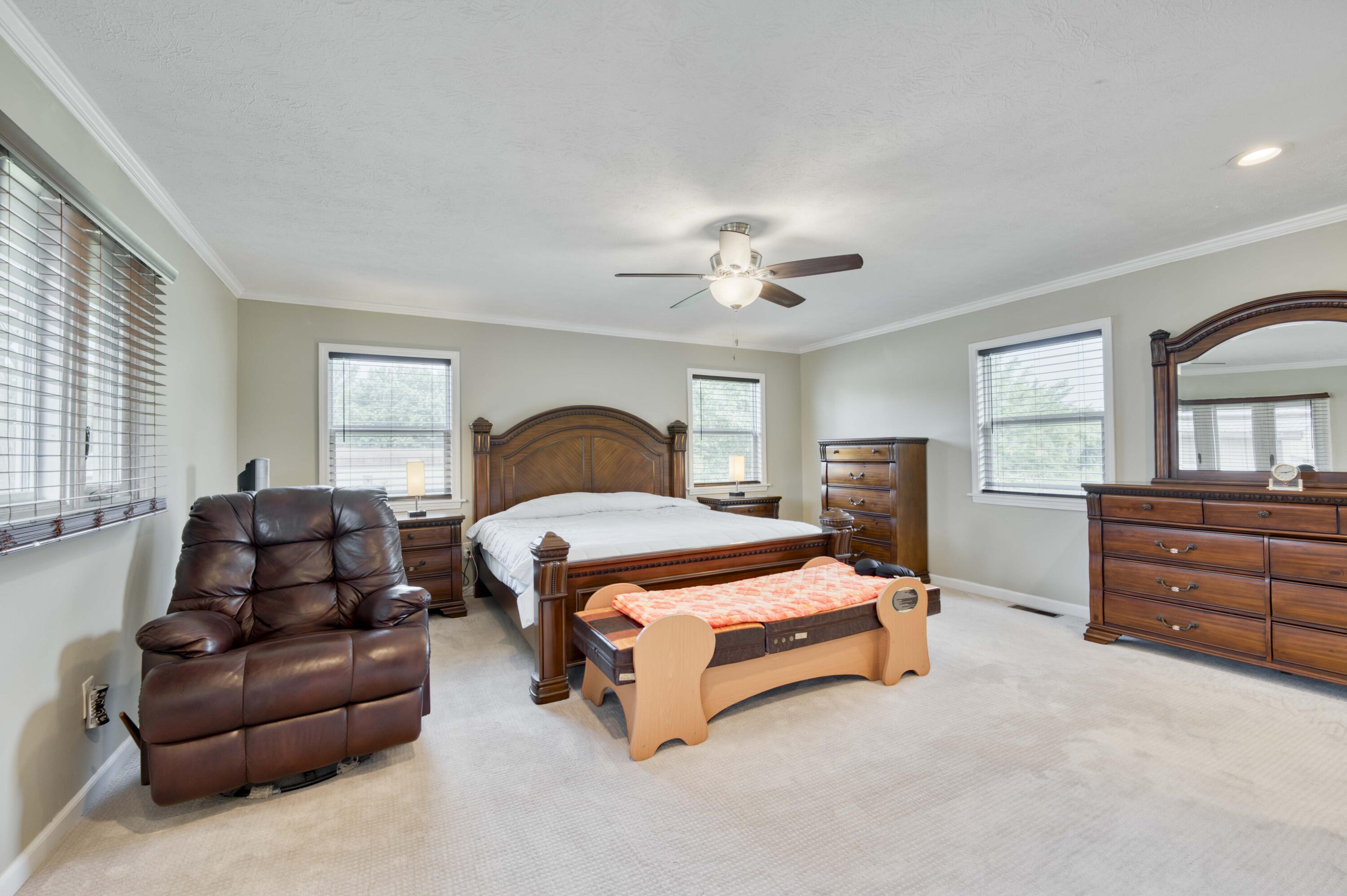 419 East Northview Circle Property Photo 12
