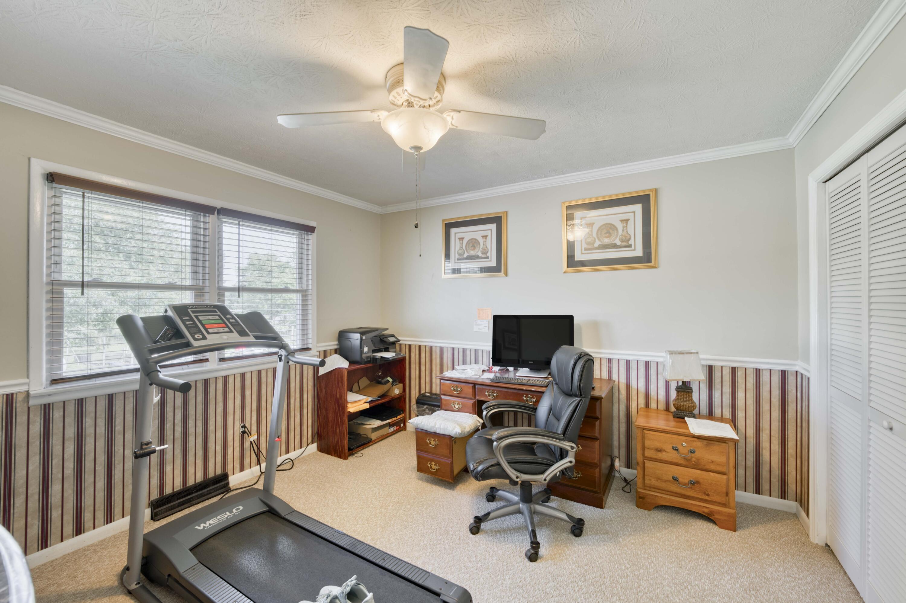 419 East Northview Circle Property Photo 22