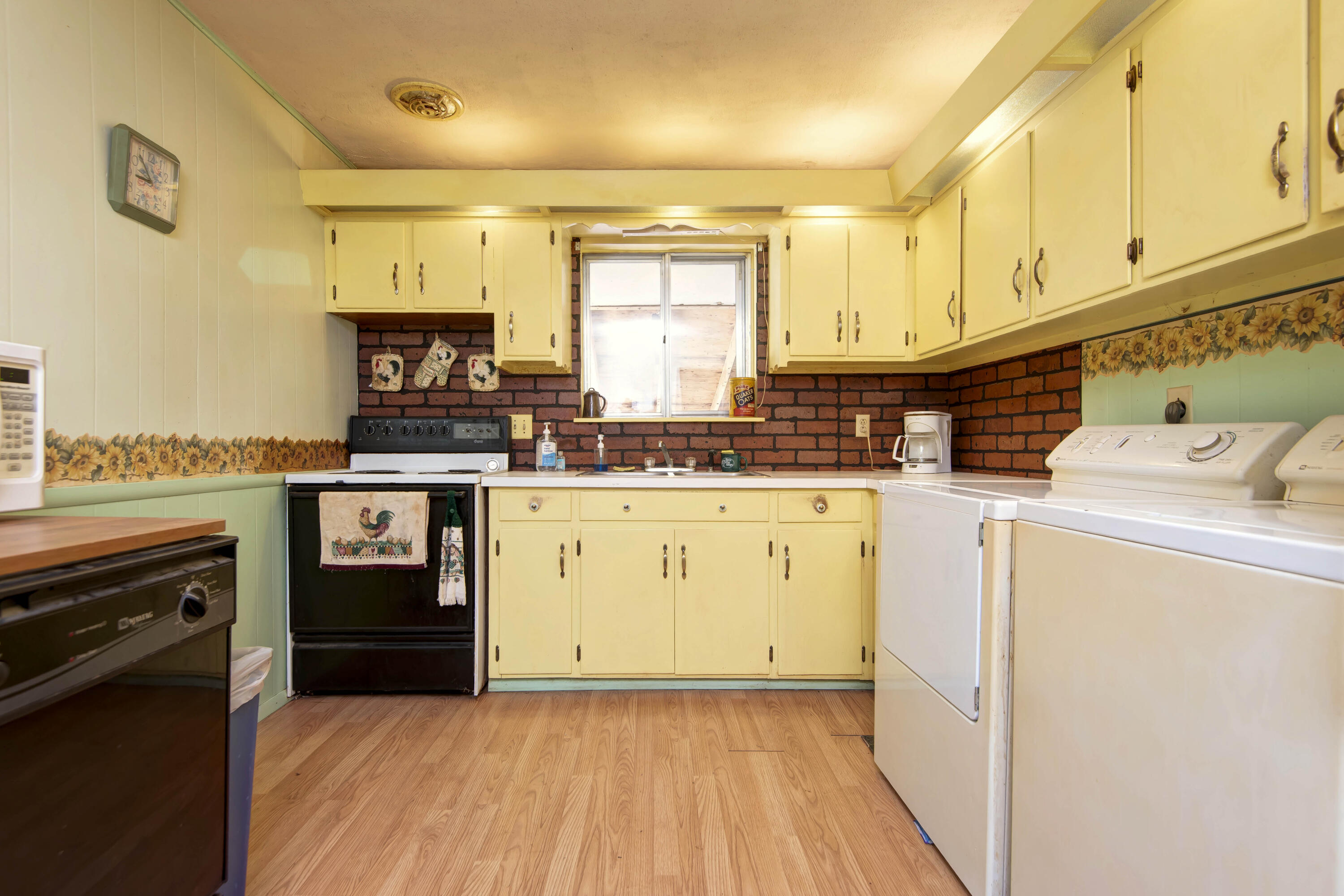 2812 West Lombard Street Property Photo 7