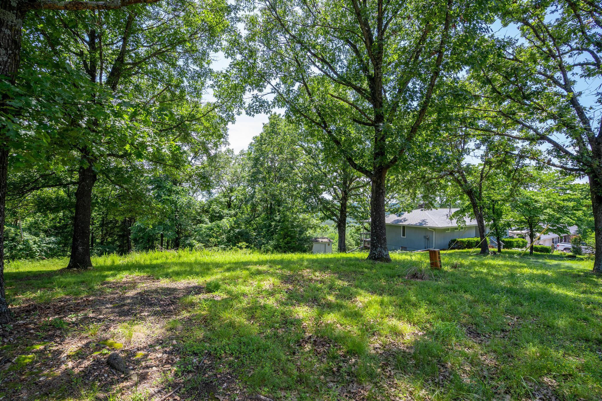 000 Hillcrest Drive Property Photo 7