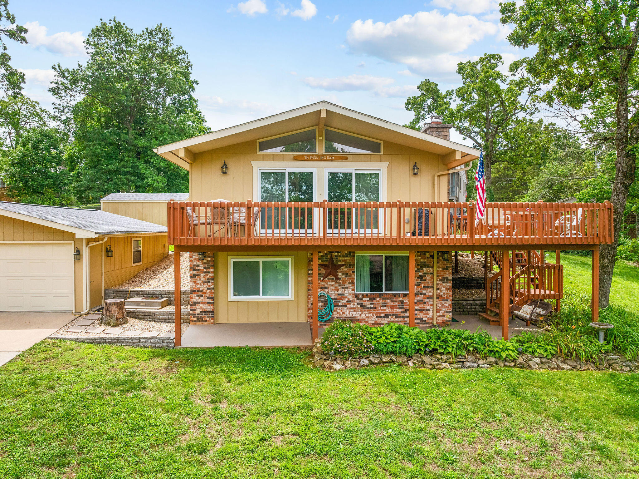 25630 Foxwood Circle Property Photo 4