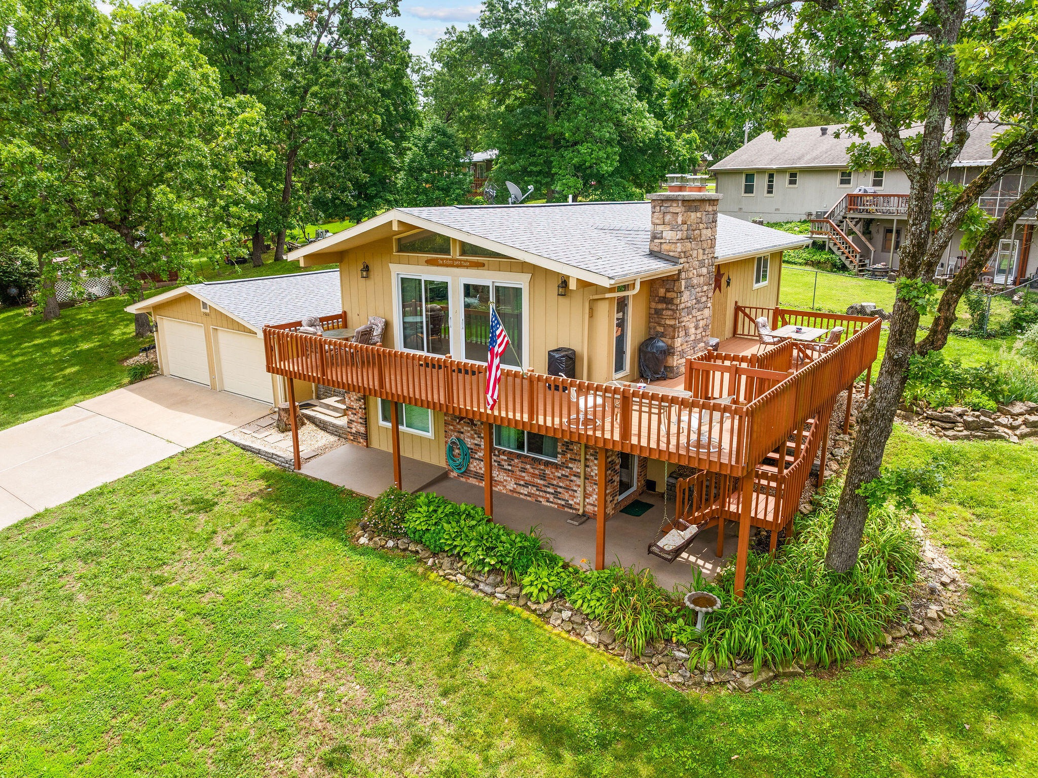 25630 Foxwood Circle Property Photo 6