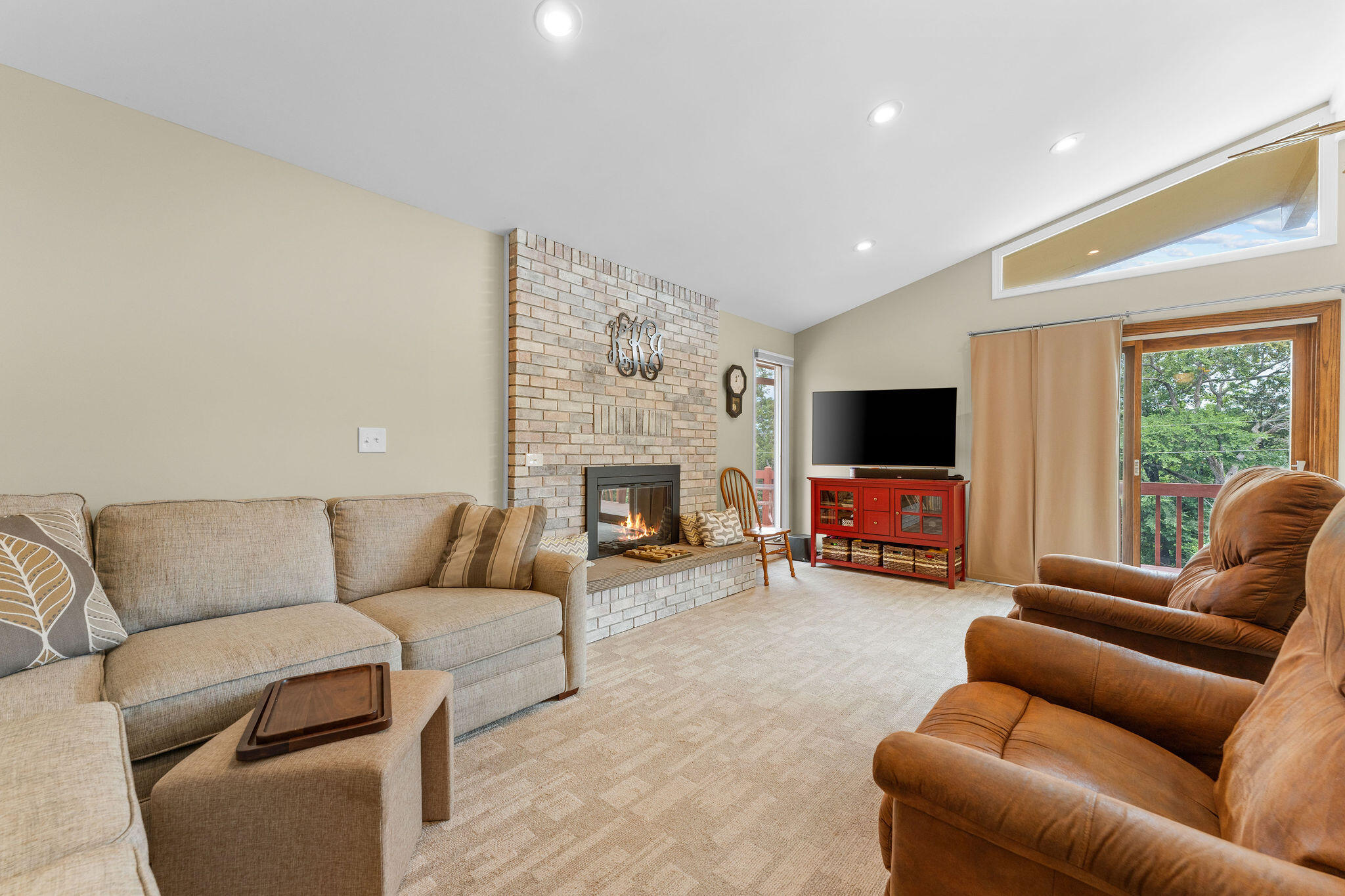 25630 Foxwood Circle Property Photo 9